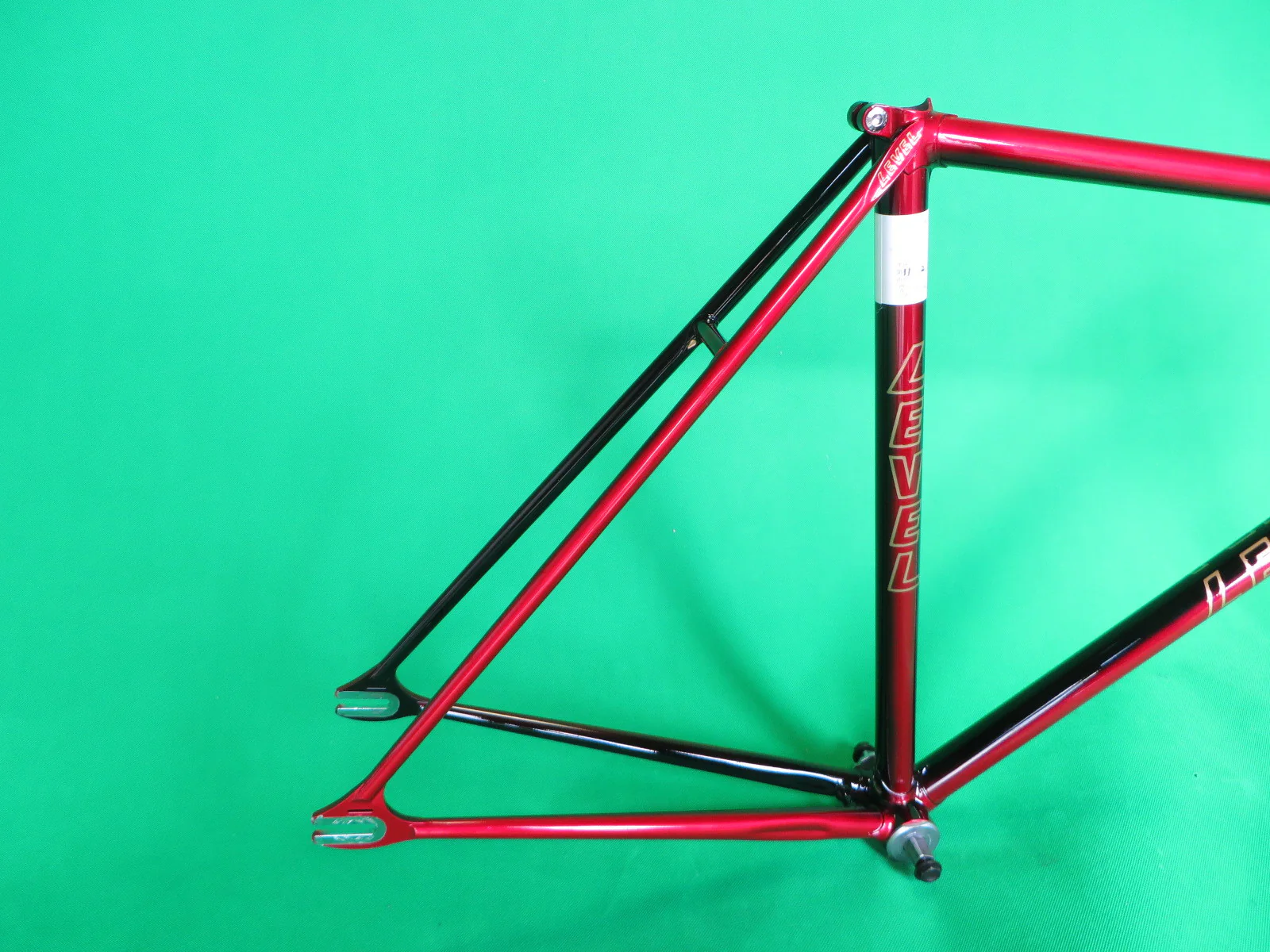 LEVEL | red & black fade | 50.5cm - Image 11