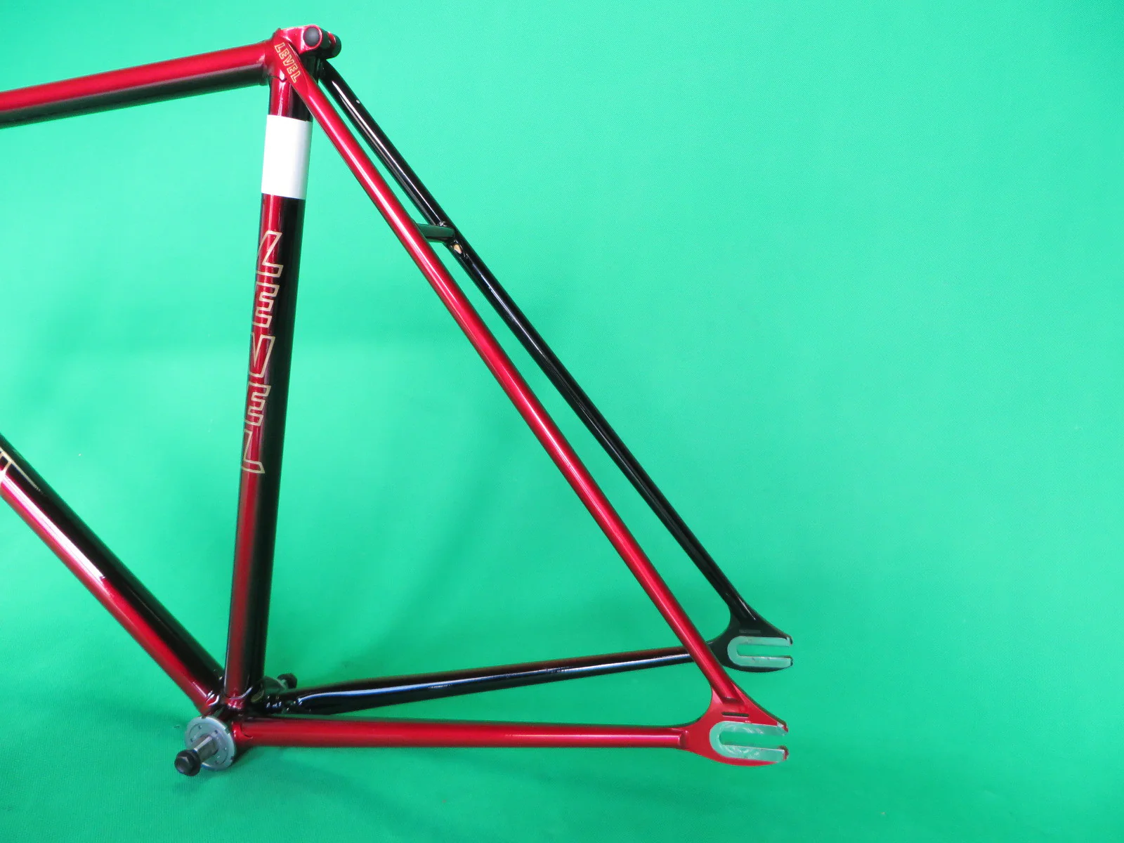 LEVEL | red & black fade | 50.5cm - Image 6