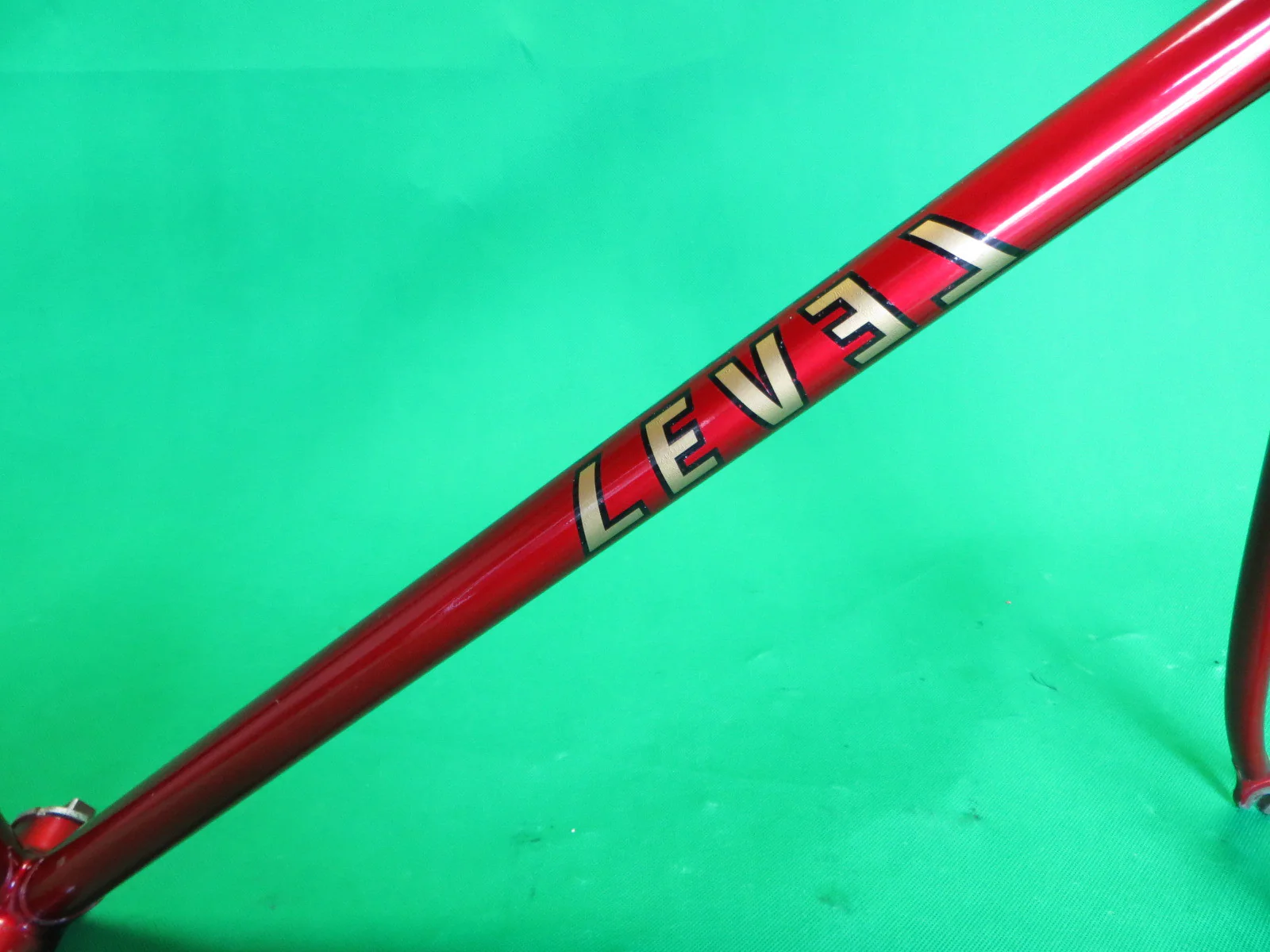 LeveL // red metallic '94 // 54.5cm - Image 13