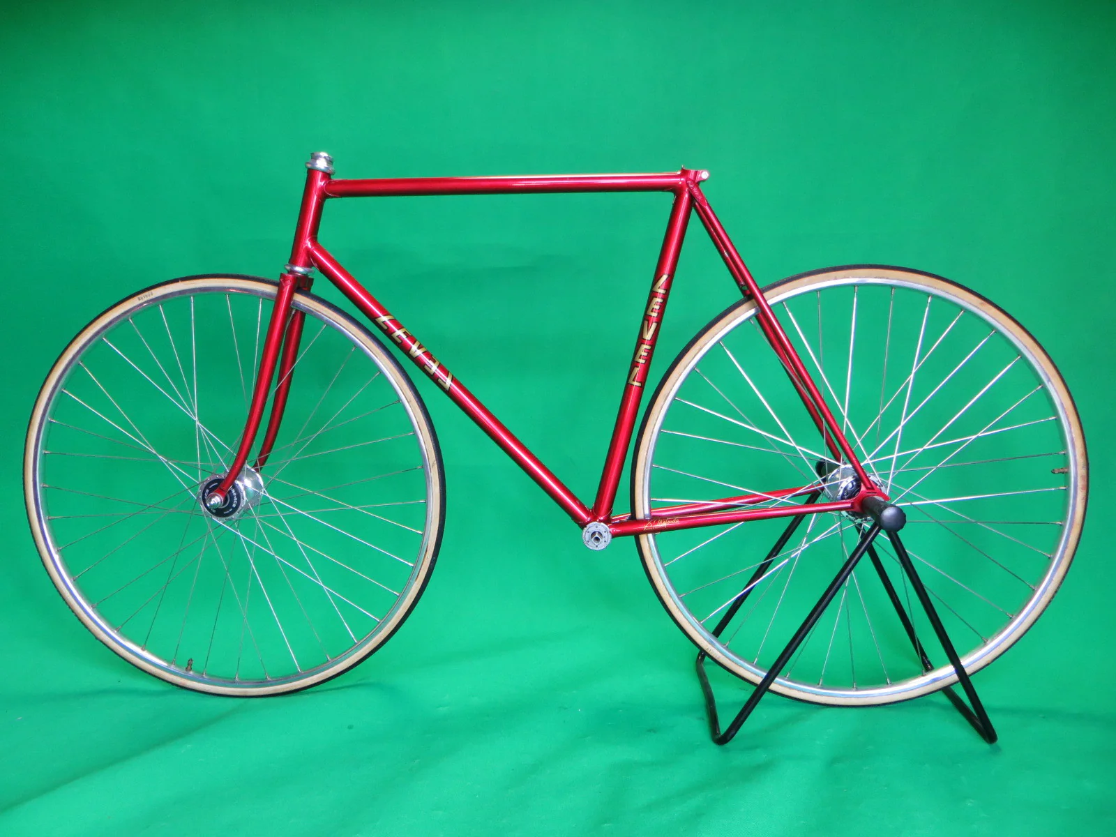 LeveL // red metallic '94 // 54.5cm - Image 16