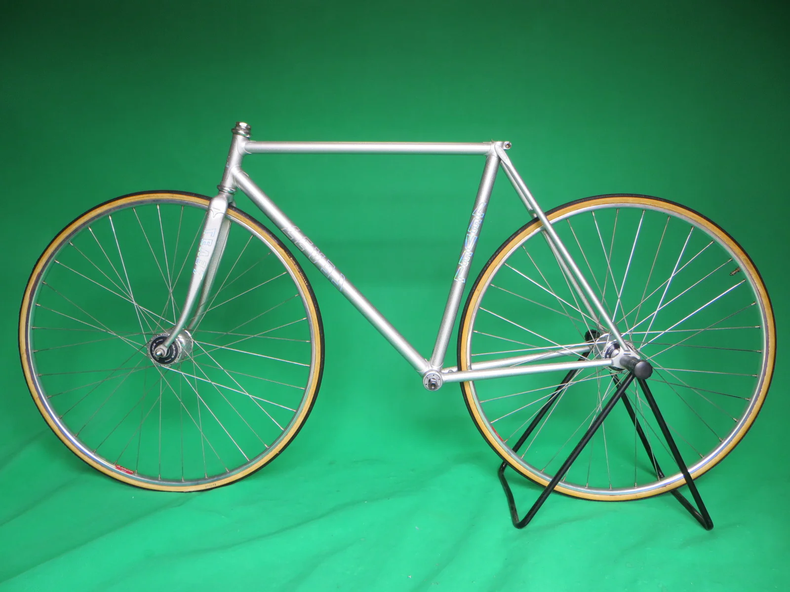 LeveL // Silver + Rainbow Flake : Columbus Max Fork // 51cm - Image 16