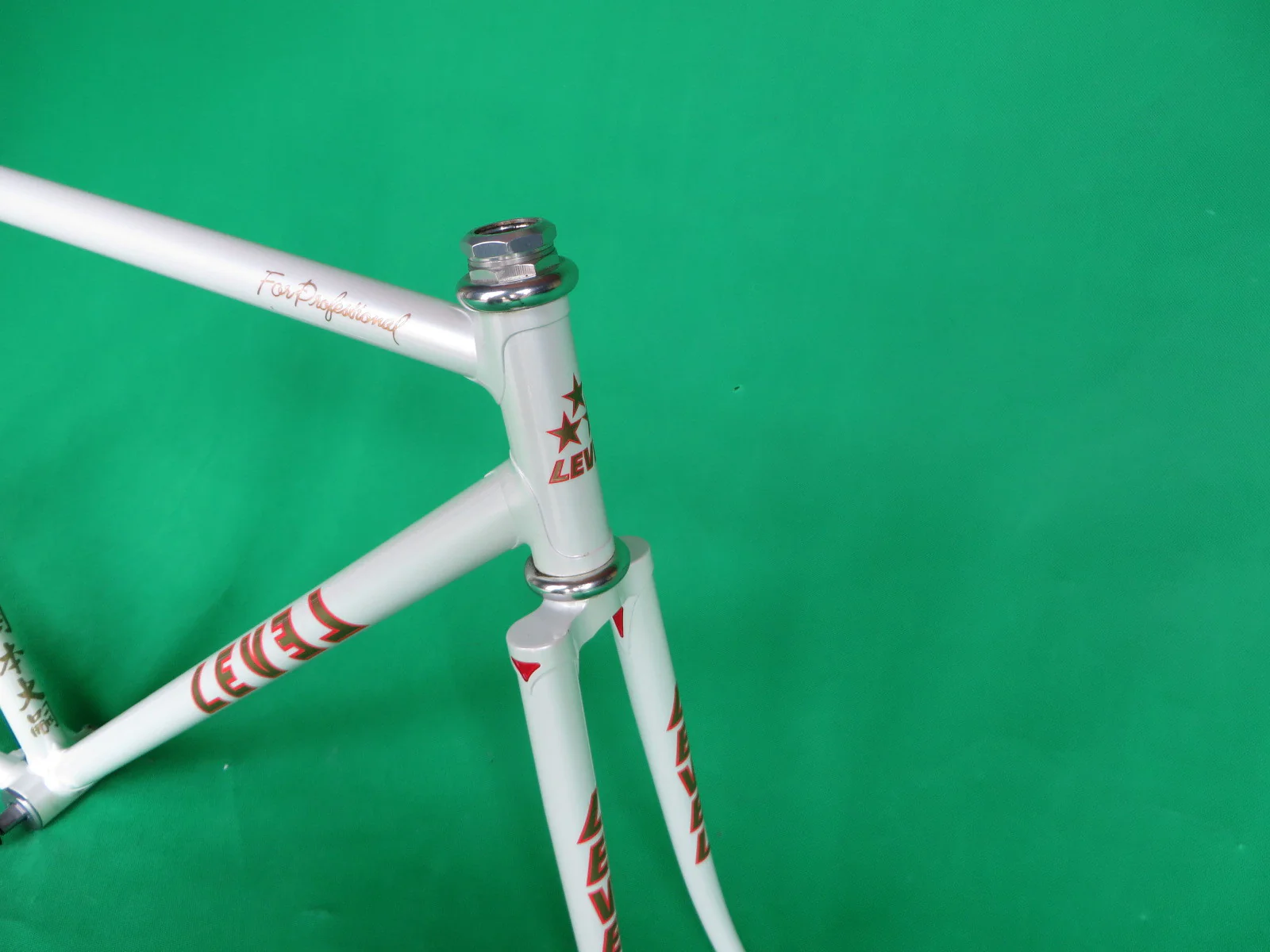 Level White (51.5cm) - Image 9