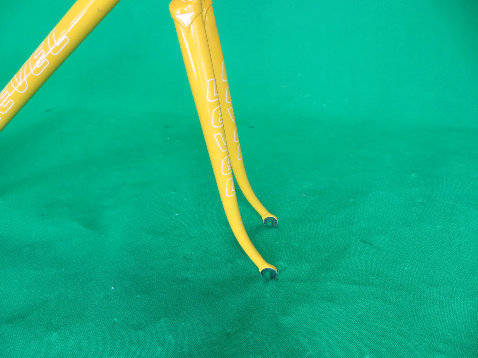 LEVEL // yellow // 50.5cm - Image 10