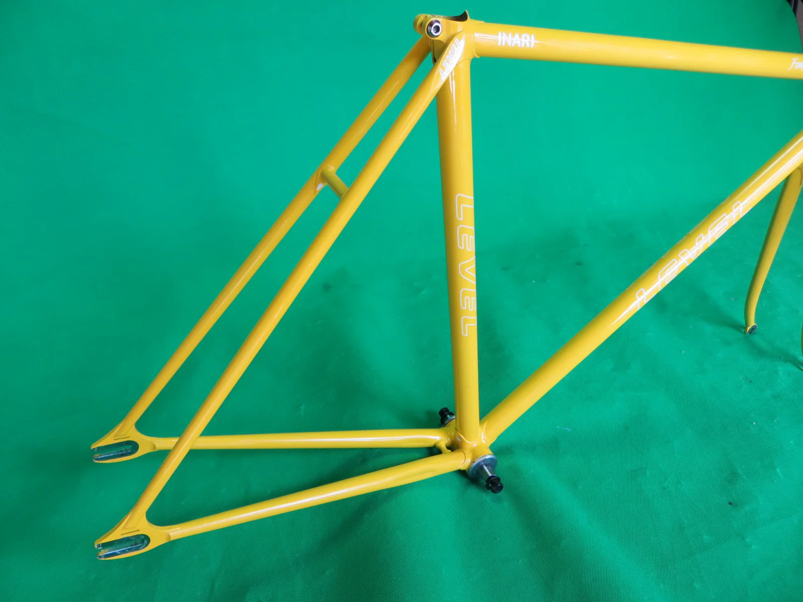 LEVEL // yellow // 50.5cm - Image 15