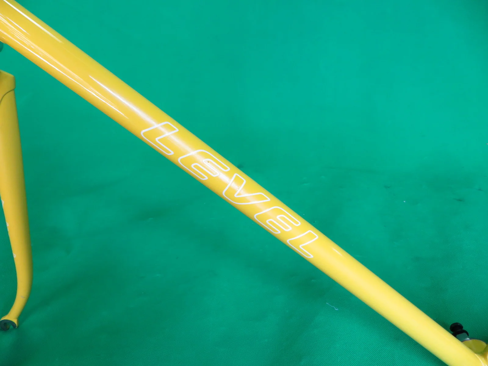 LEVEL // yellow // 50.5cm - Image 6