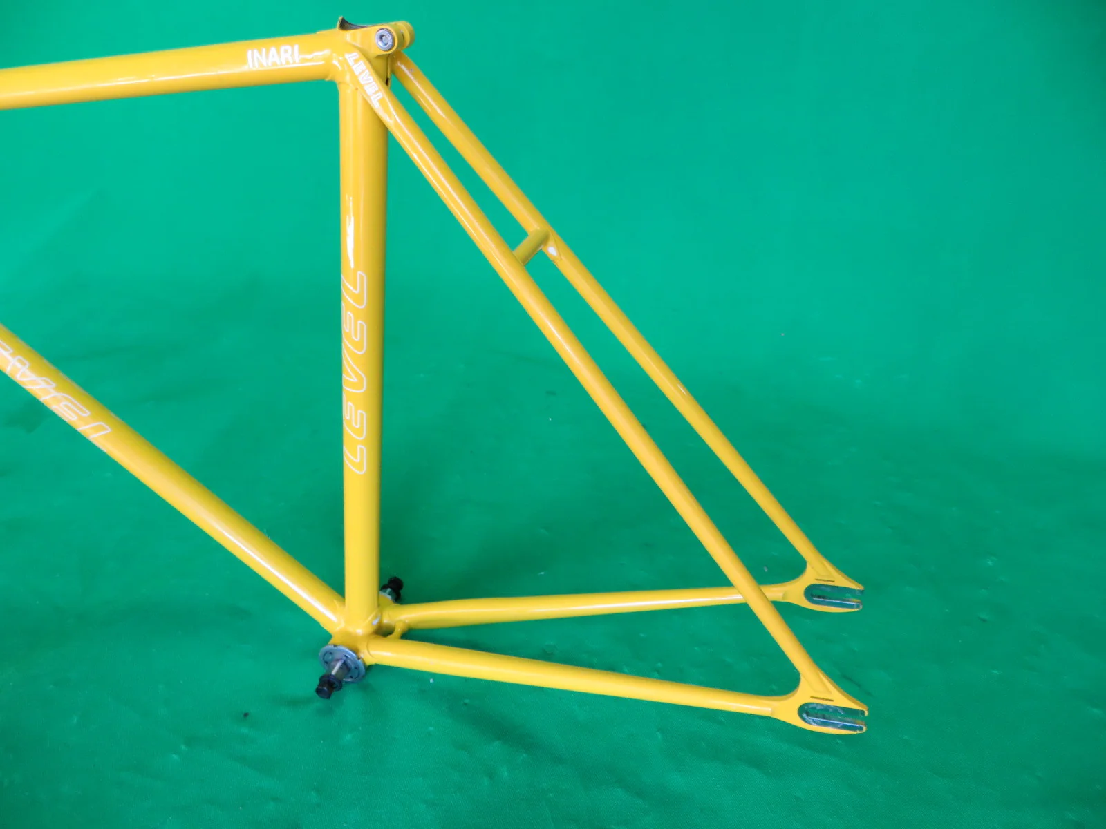 LEVEL // yellow // 50.5cm - Image 8