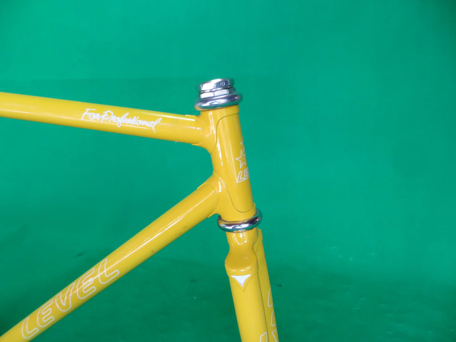 LEVEL // yellow // 50.5cm - Image 9