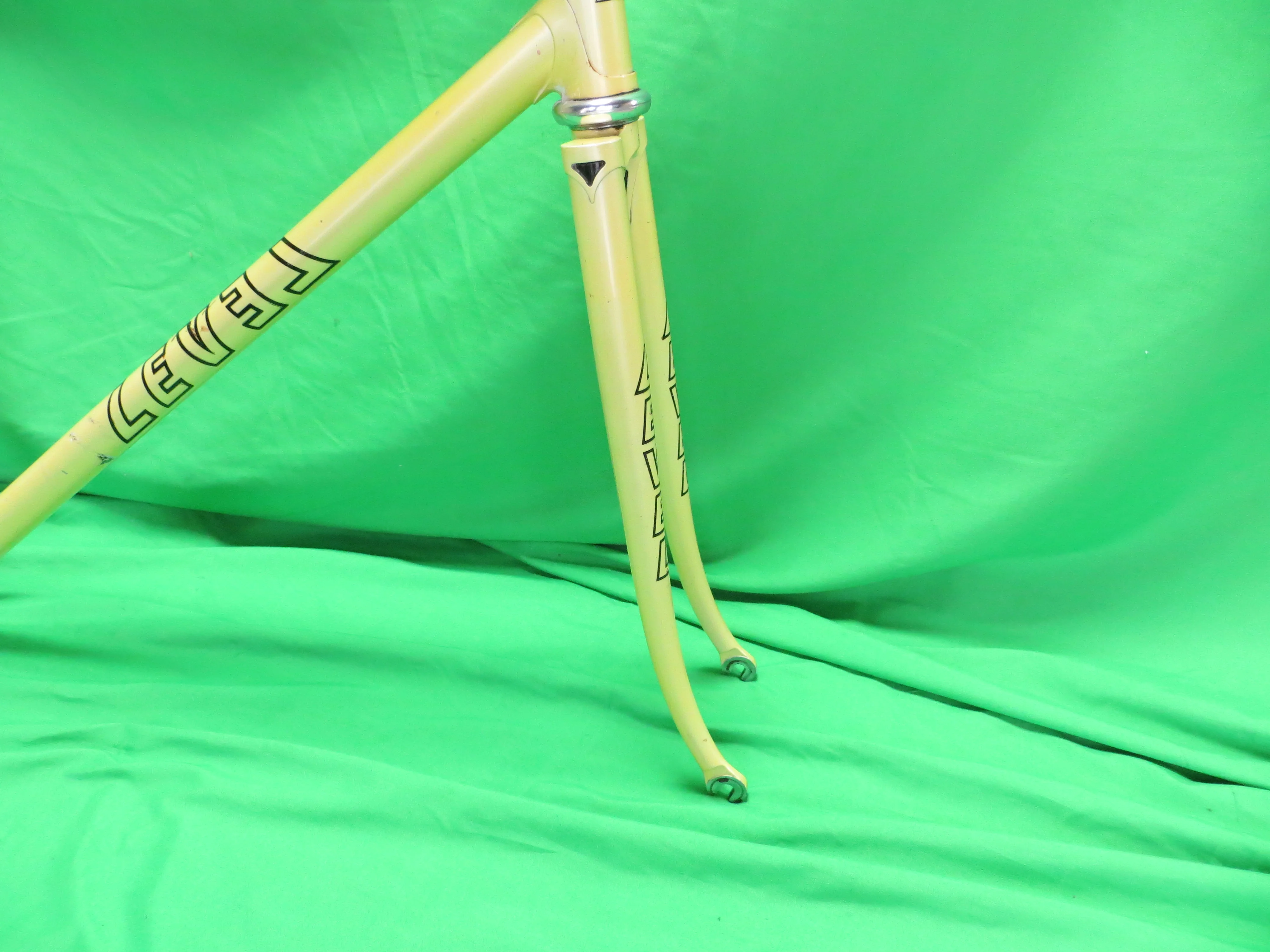 Level // Yellow // 51cm - Image 10