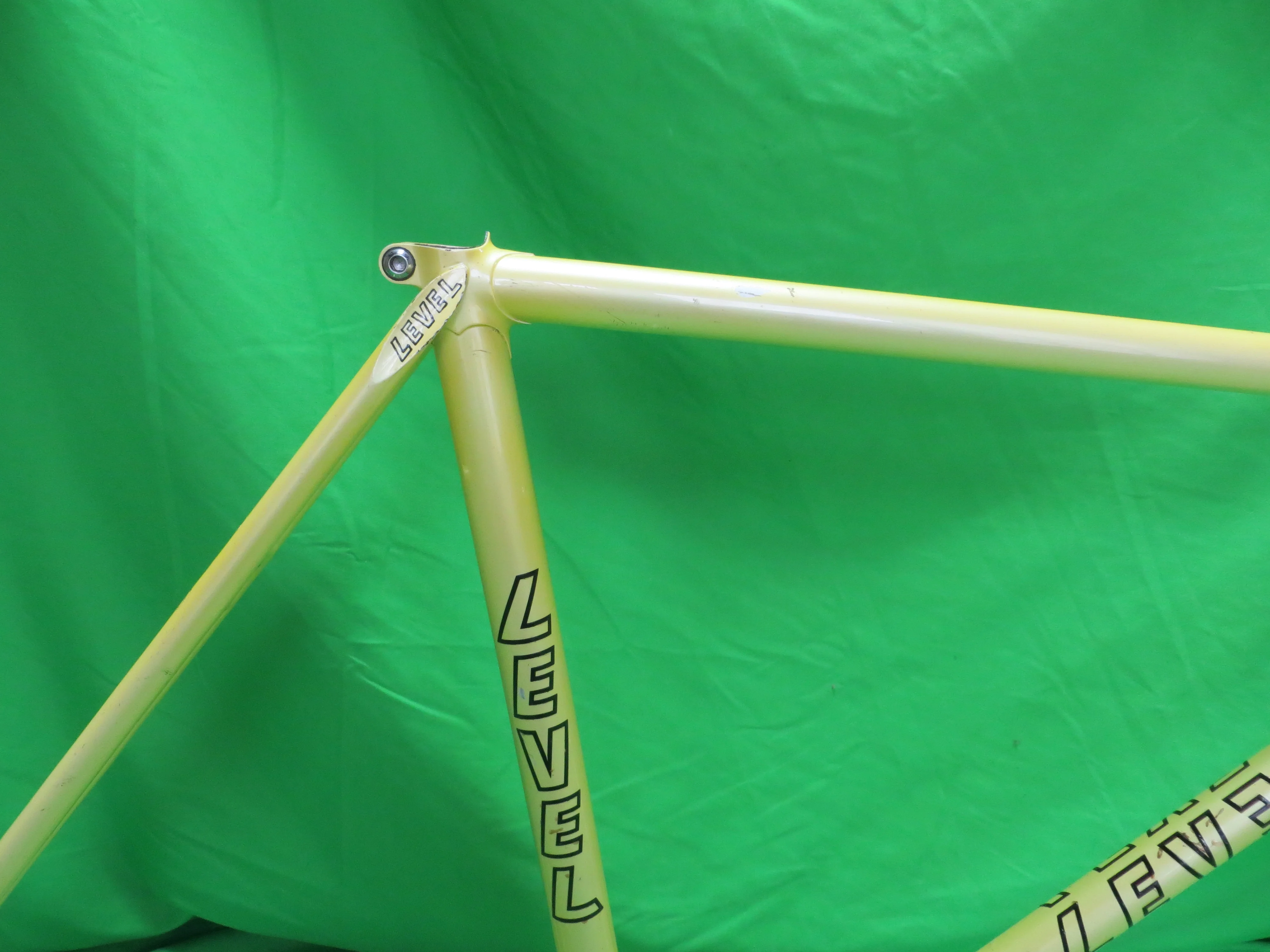 Level // Yellow // 51cm - Image 12
