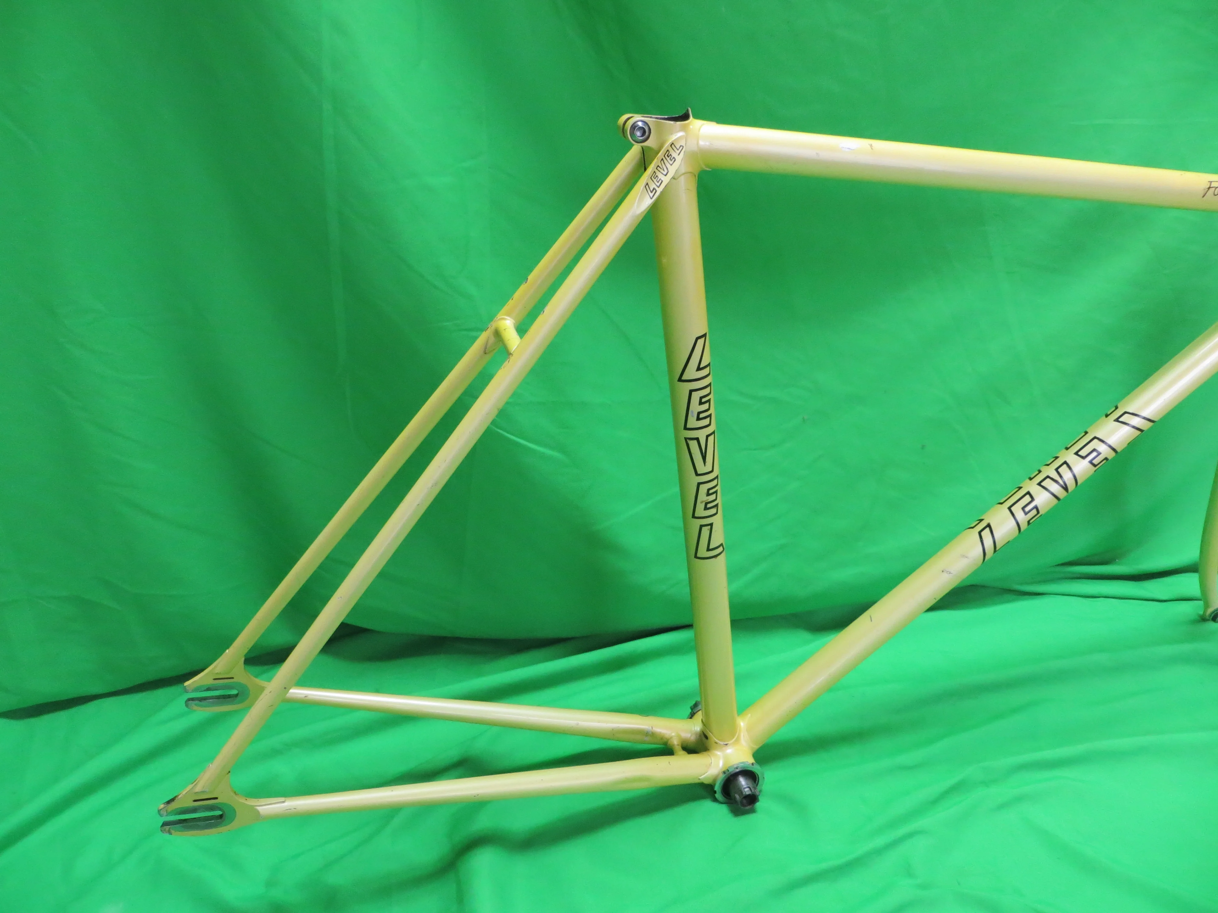 Level // Yellow // 51cm - Image 15
