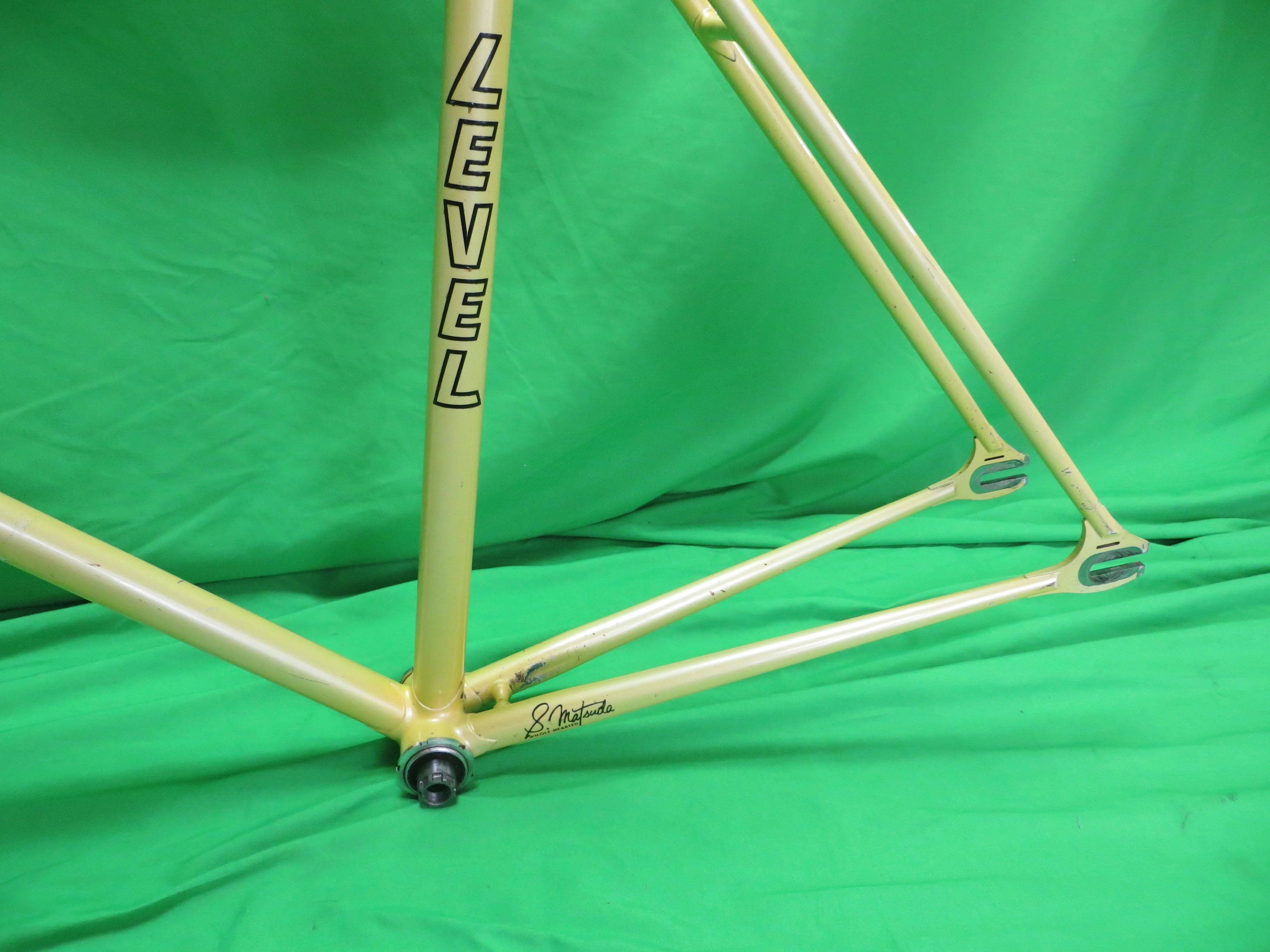 Level // Yellow // 51cm - Image 7