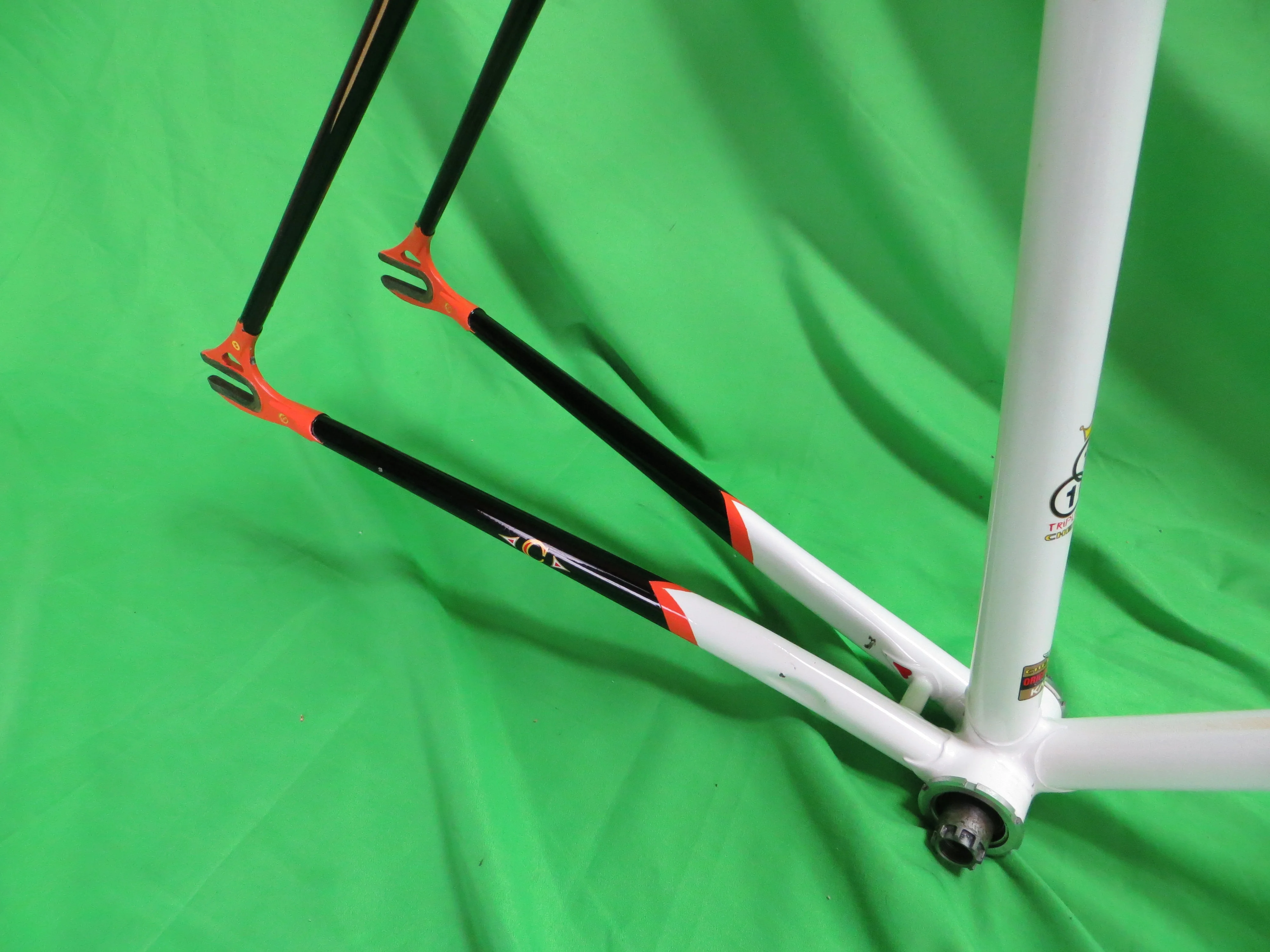 Lo Pro Cherubim  // White / Black / Matte Black // 55cm - Image 12