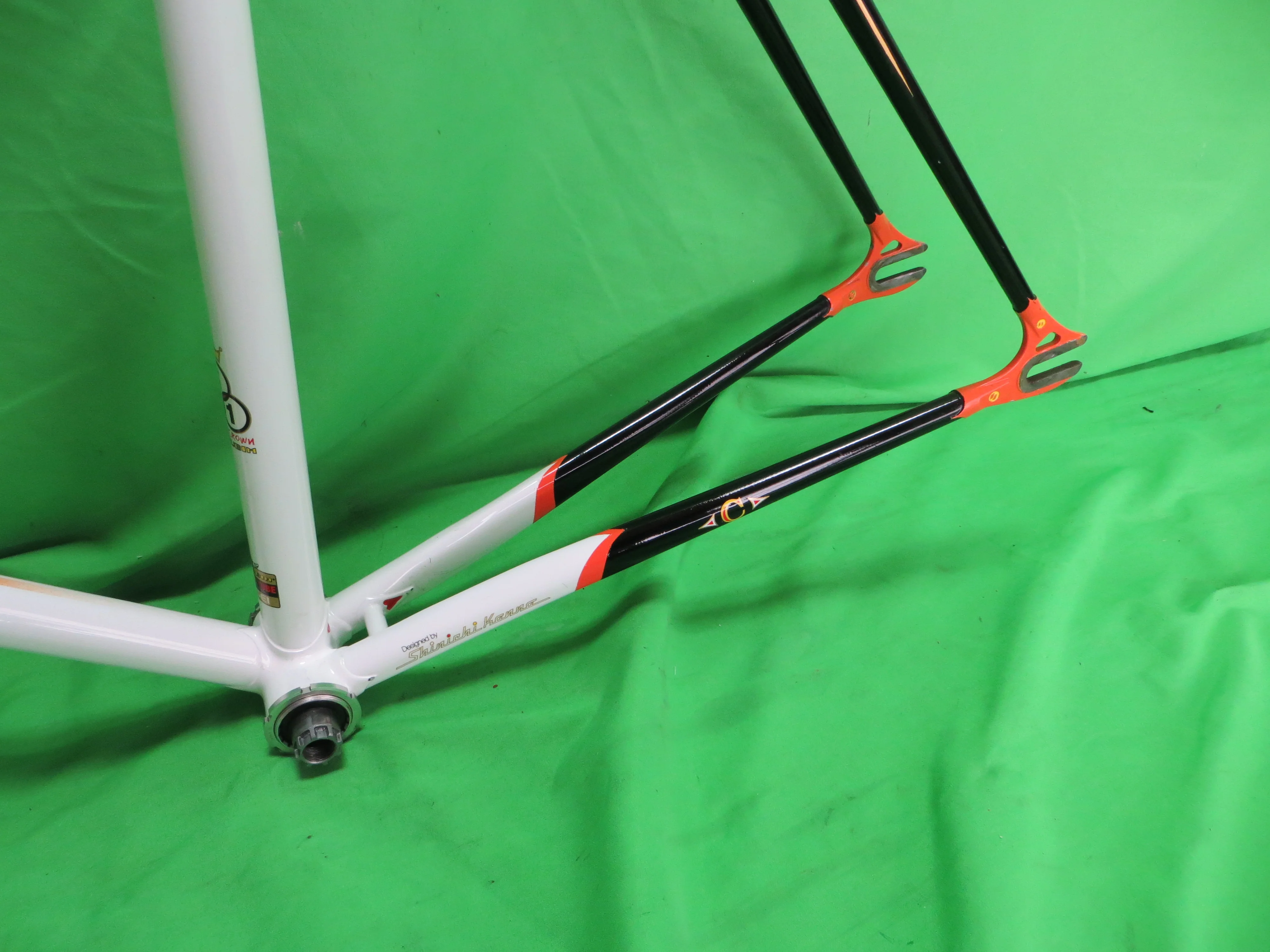 Lo Pro Cherubim  // White / Black / Matte Black // 55cm - Image 7