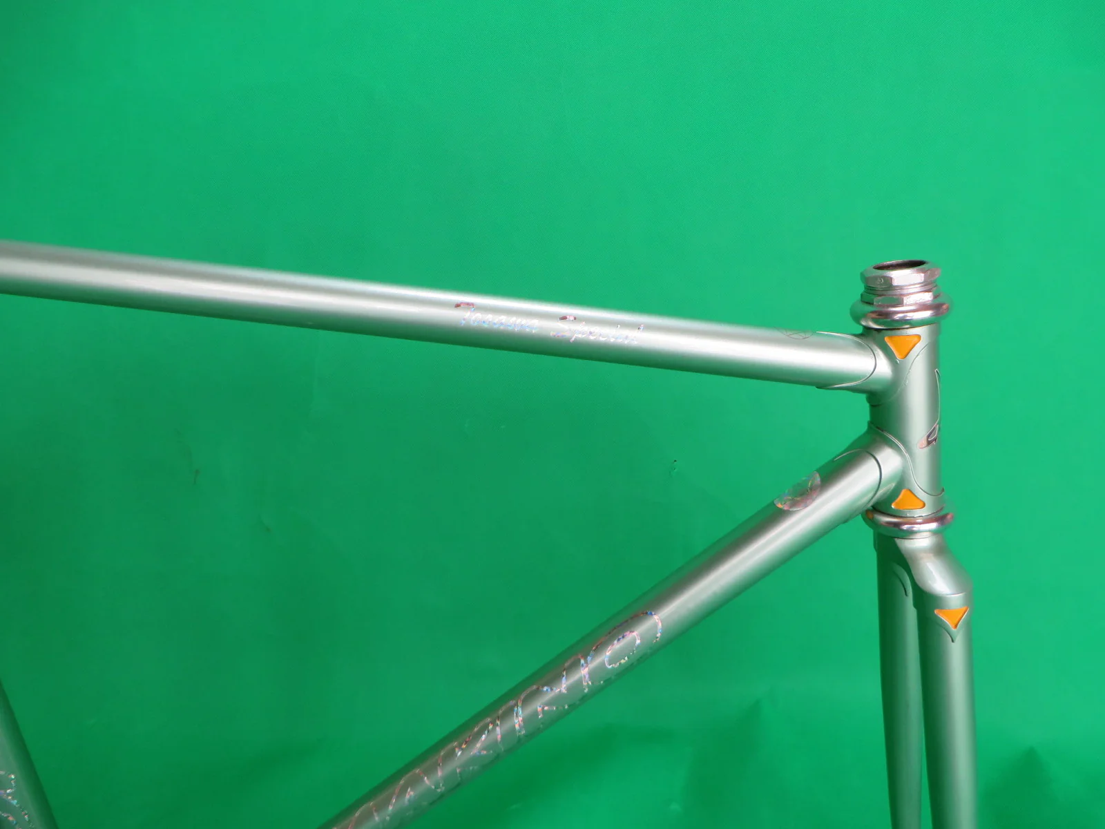 Makino 2007 // Ice Green Metallic // 50cm - Image 11