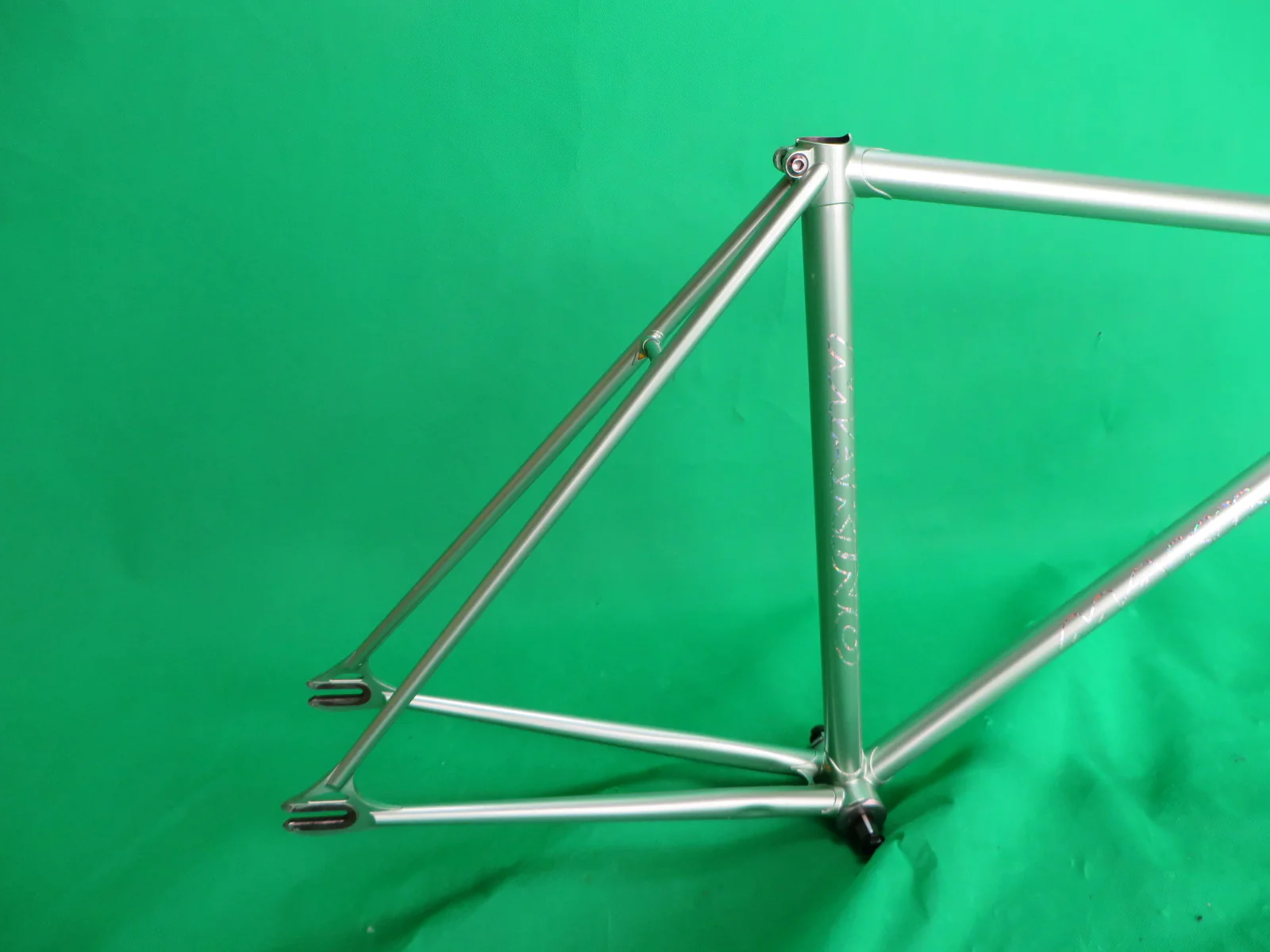 Makino 2007 // Ice Green Metallic // 50cm - Image 15