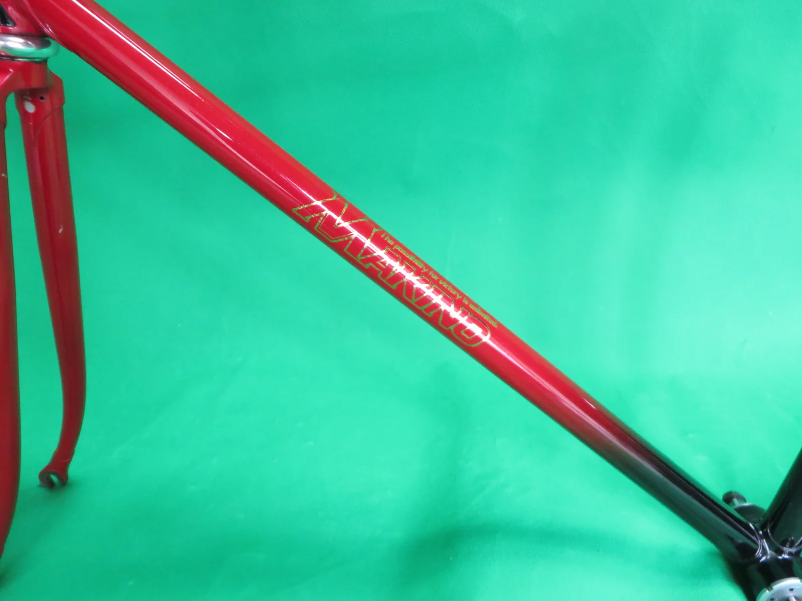 Makino 2016 // Red / Black Fade // 53cm - Image 6