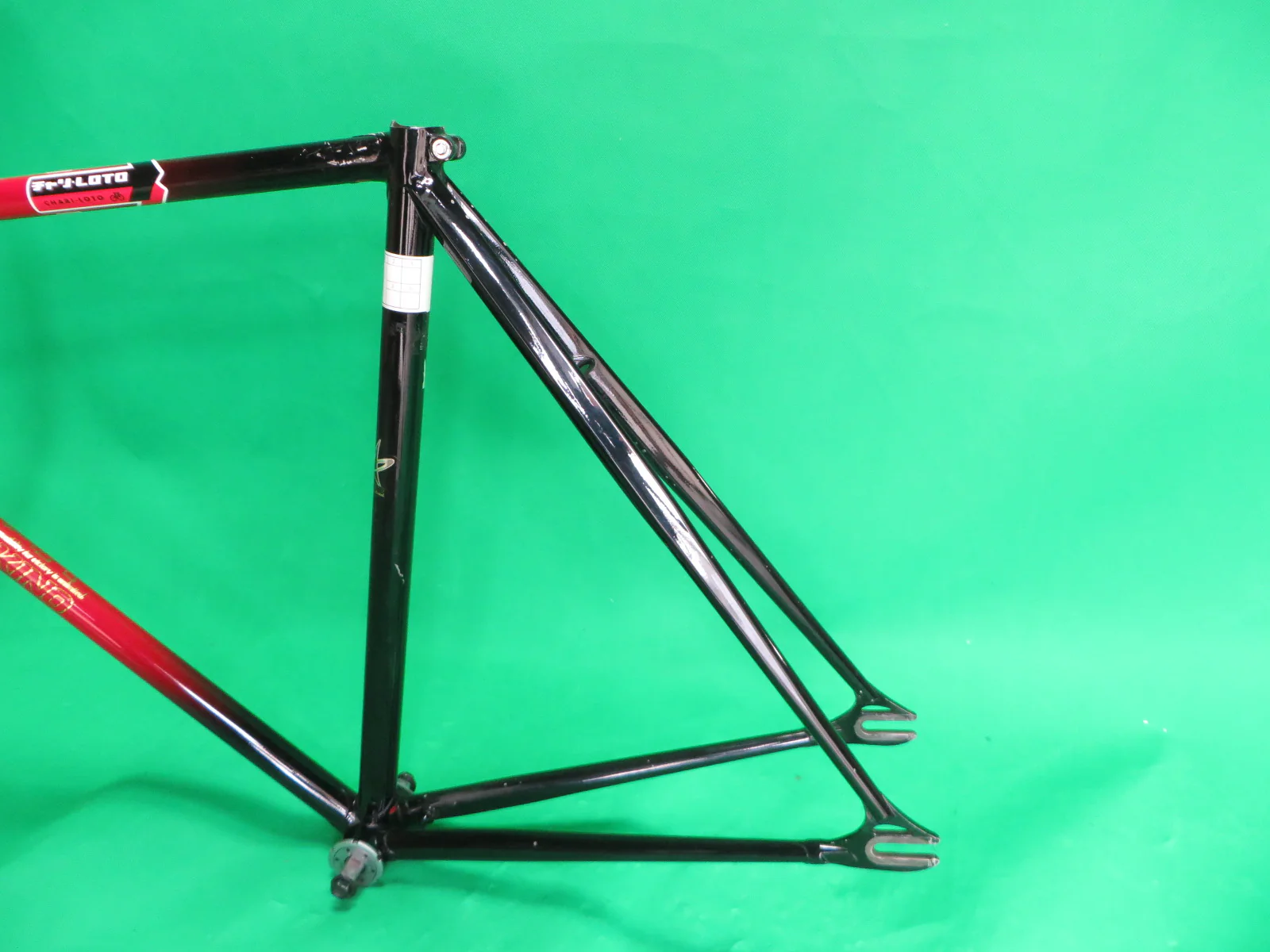 Makino 2016 // Red / Black Fade // 53cm - Image 8
