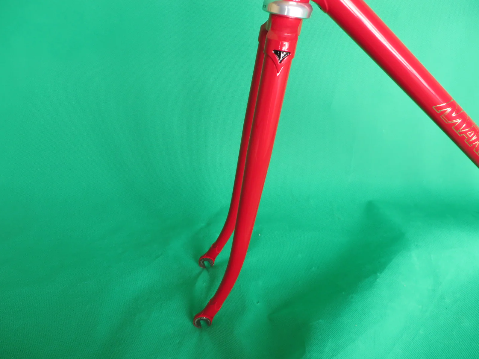 Makino 2020 // Red / Black Fade // 53cm - Image 3