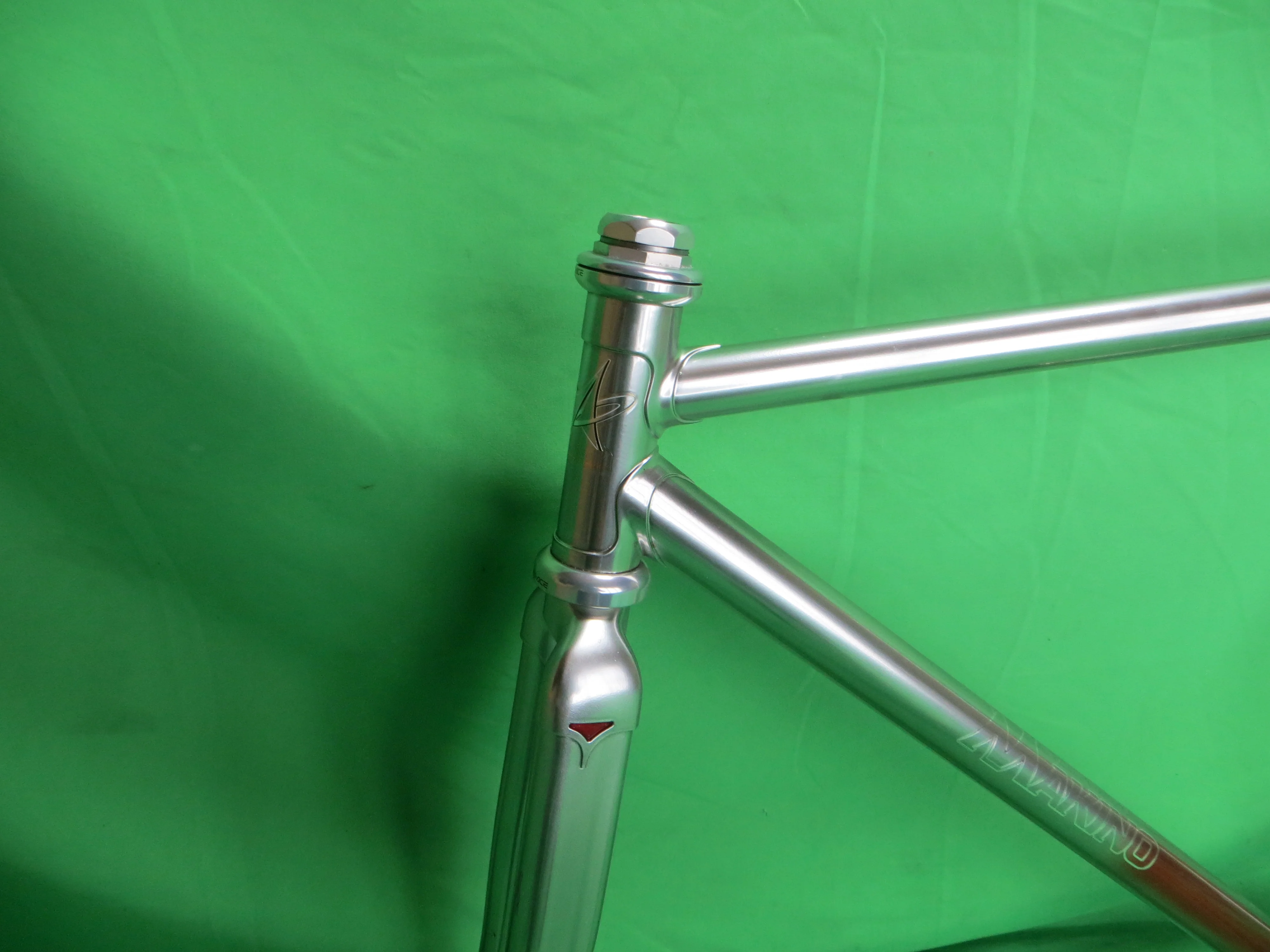 Makino Columbus Max Fork // Mach Silver / Candy Red Fade // 50cm - Image 2