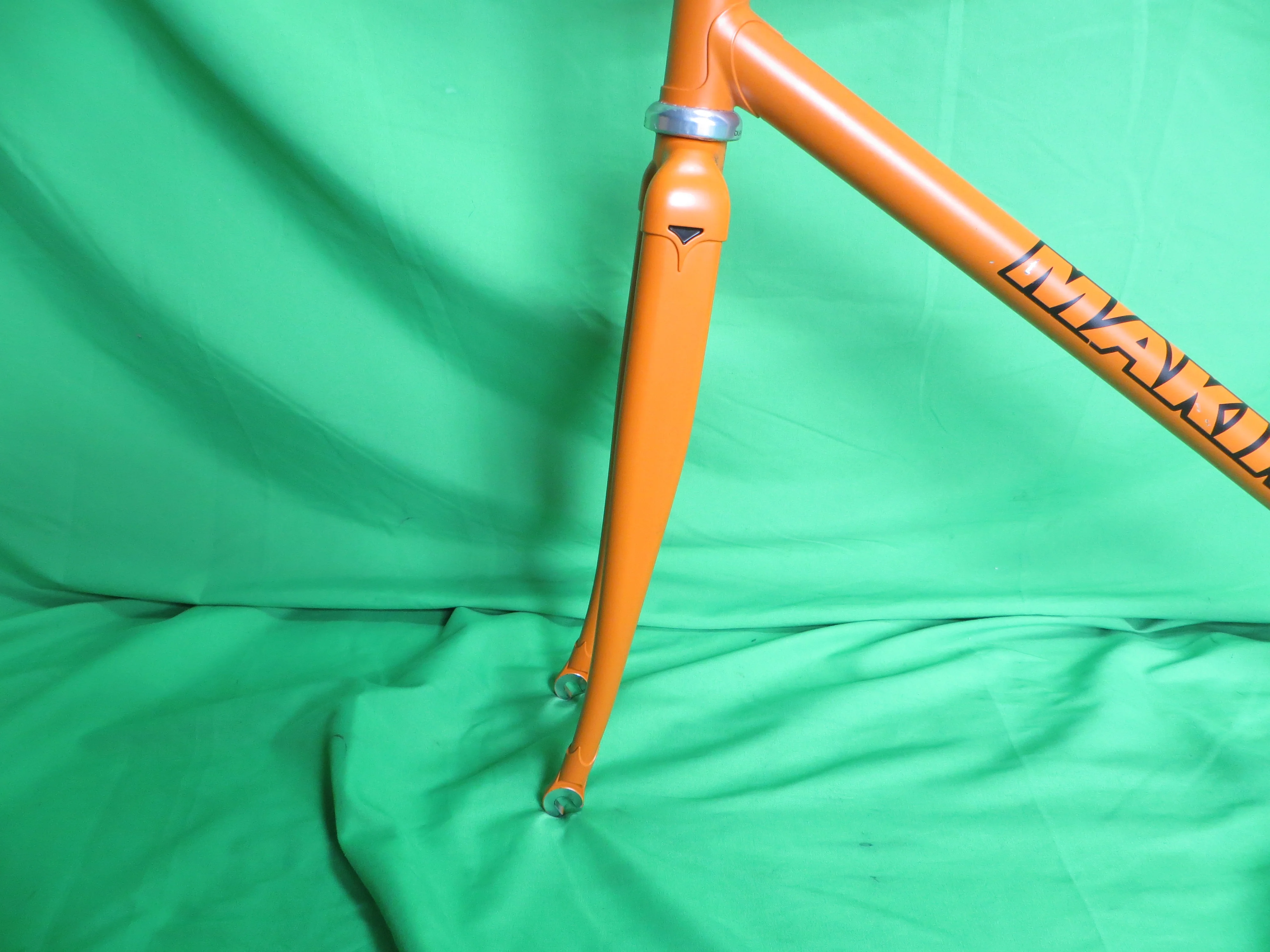 Makino Columbus Max Fork // Matte Orange // 55.5cm - Image 3