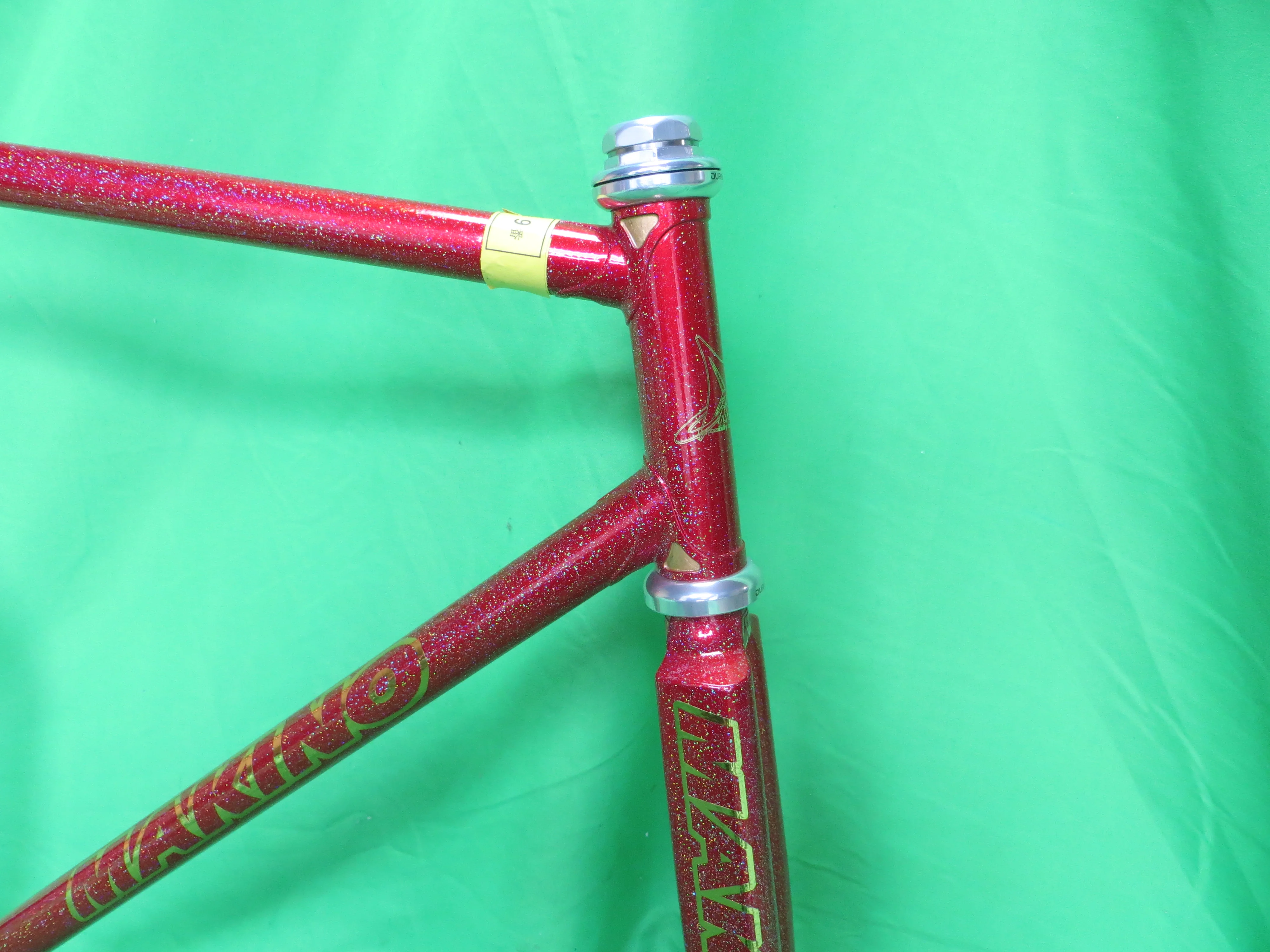 Makino Columbus Max Fork  // Red Metallic with Super Rainbow Flake // 54.5cm - Image 9