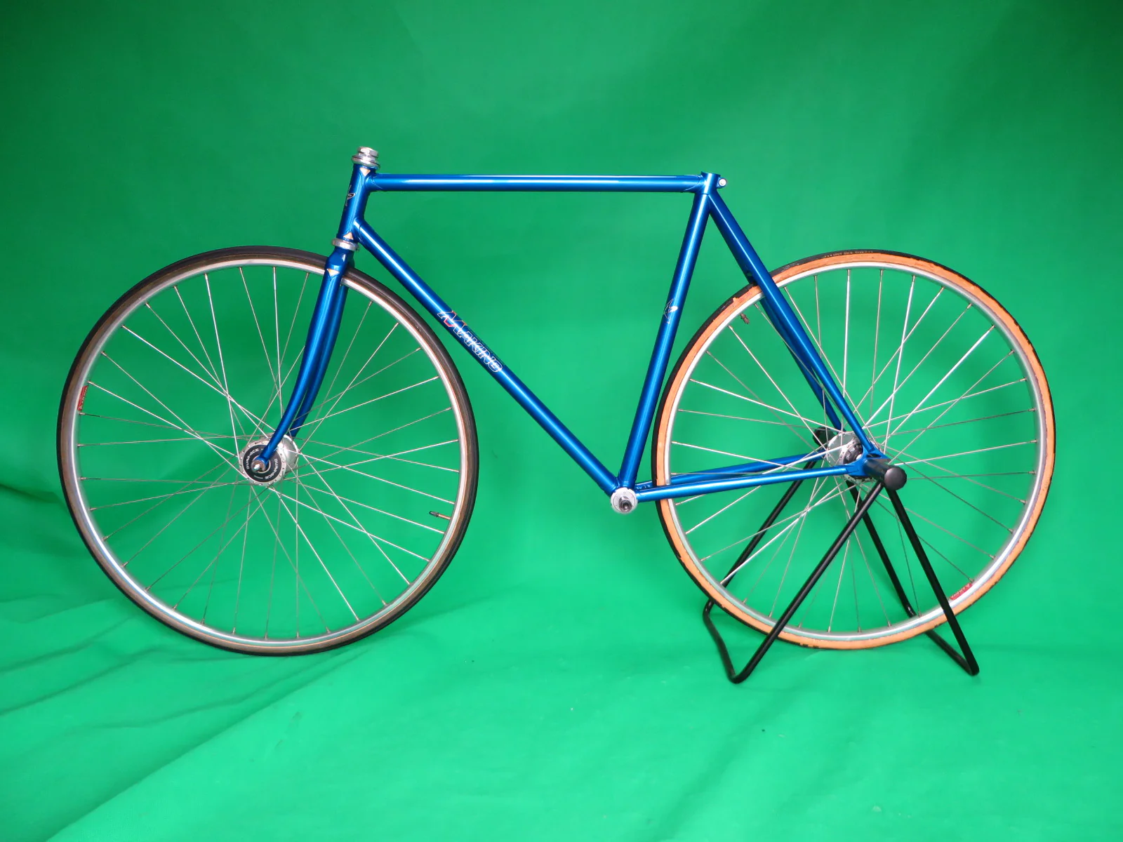 Makino  // Deep Blue Metallic with Clear Black Fade // 53cm - Image 17