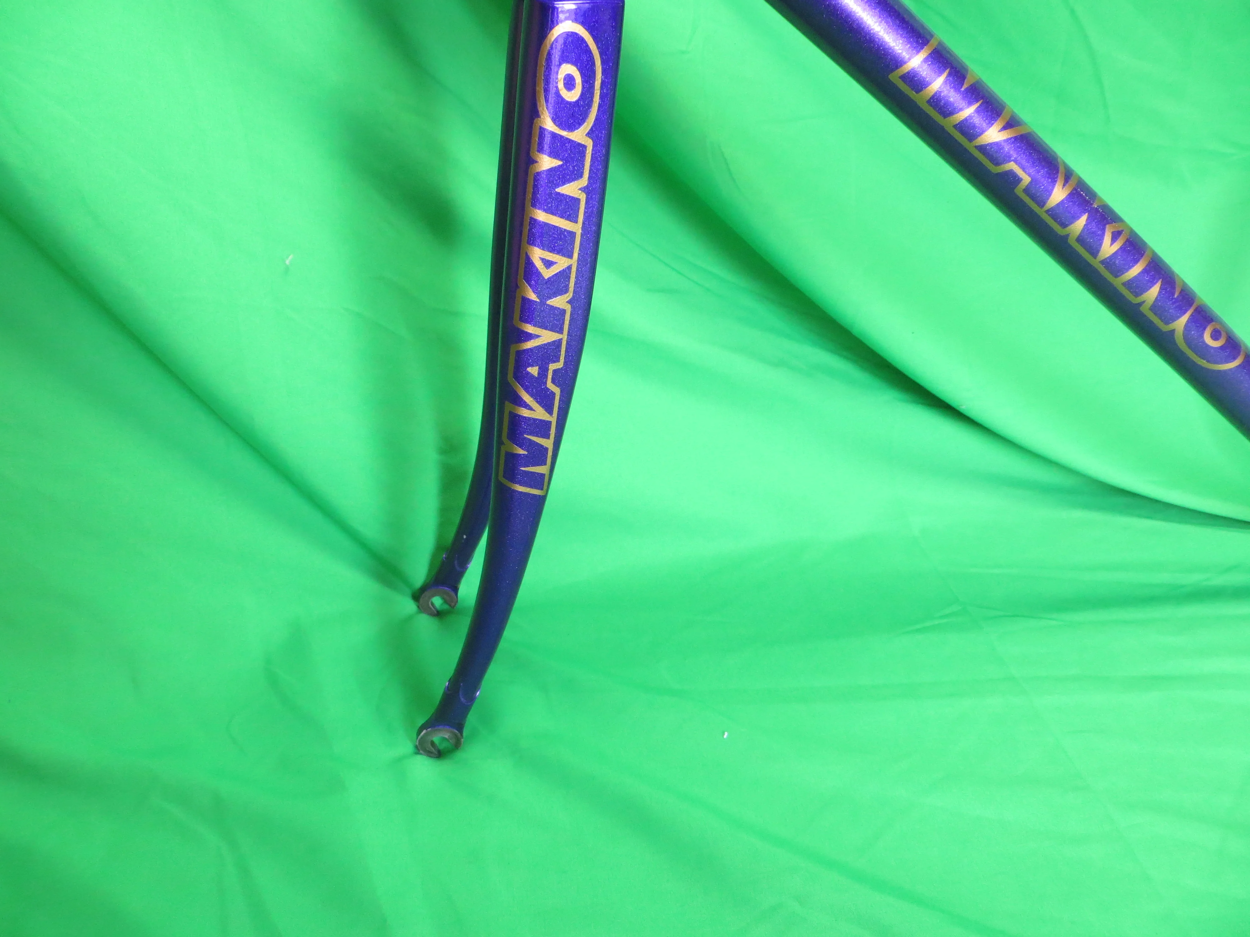 Makino  // Deep Purple Metallic // 52cm - Image 3