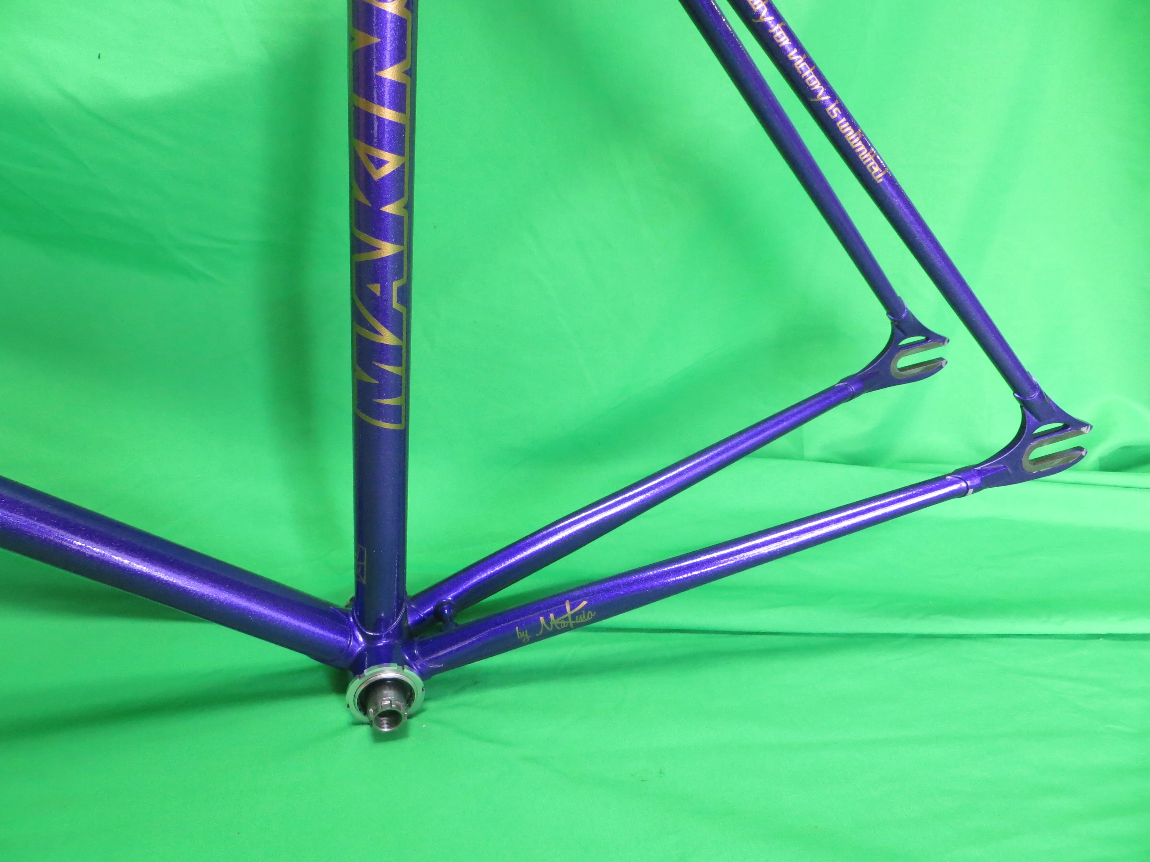 Makino  // Deep Purple Metallic // 52cm - Image 7