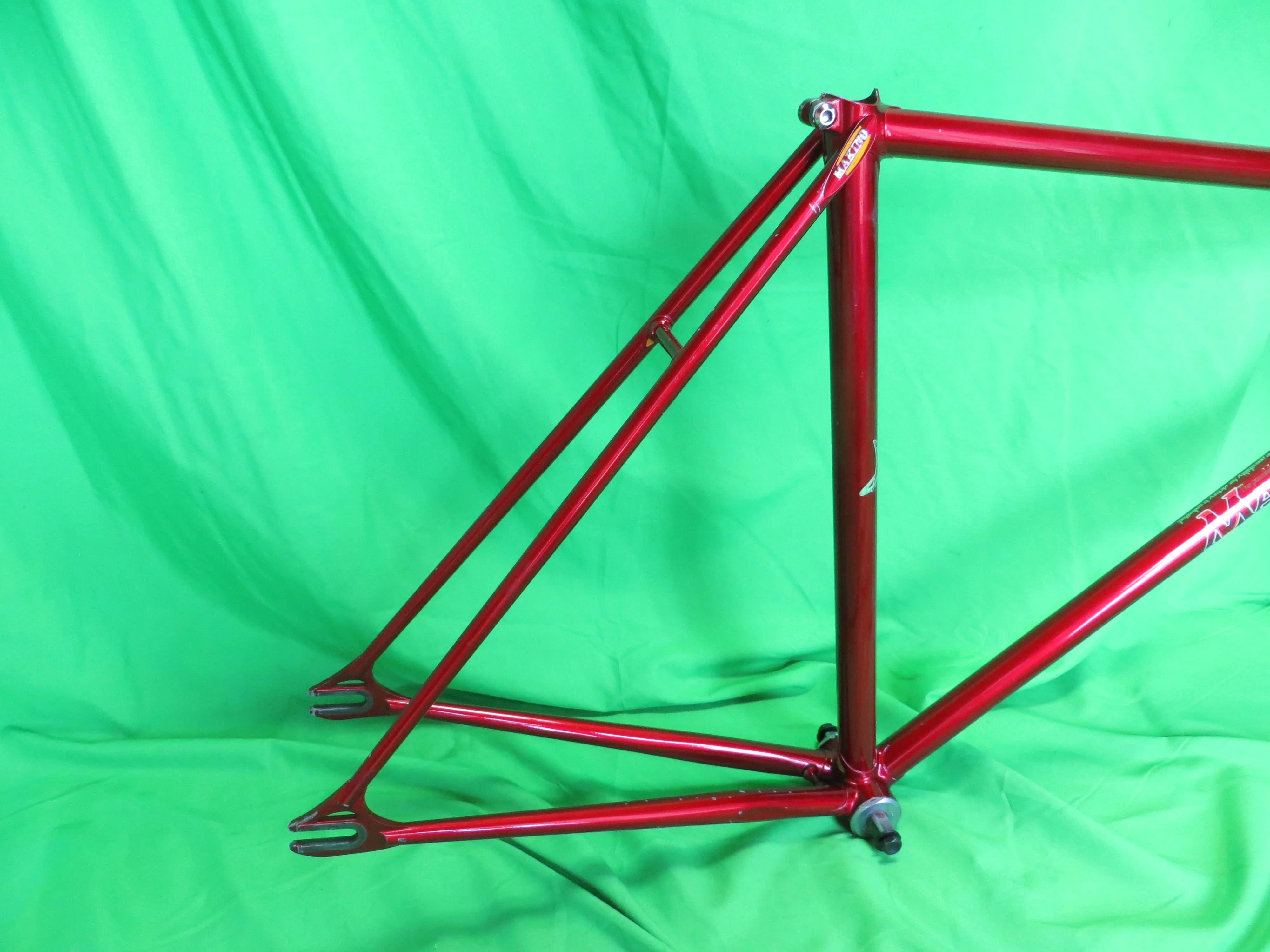 Makino // Deep Red Metallic // 50.5cm - Image 15
