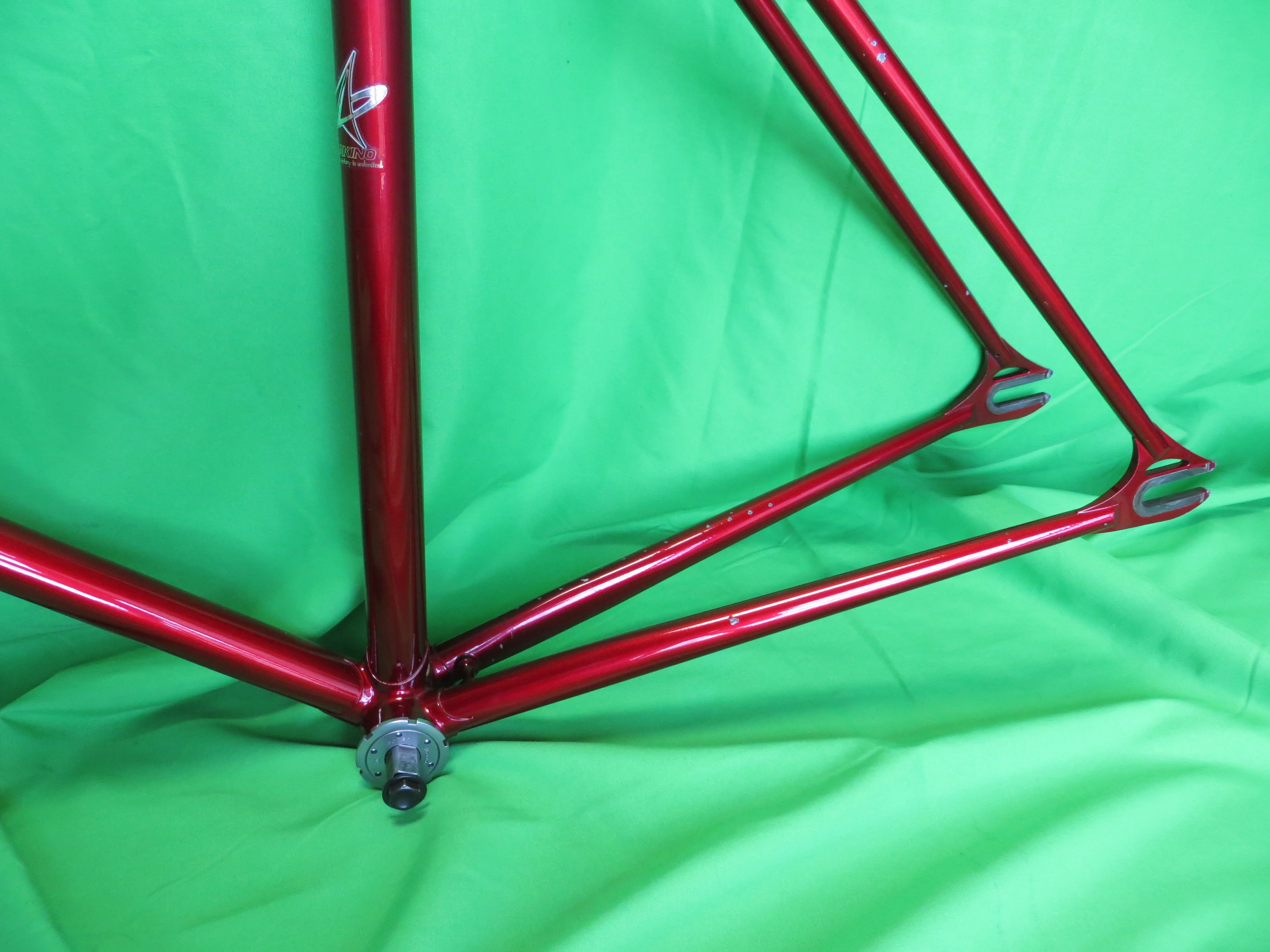 Makino // Deep Red Metallic // 50.5cm - Image 7