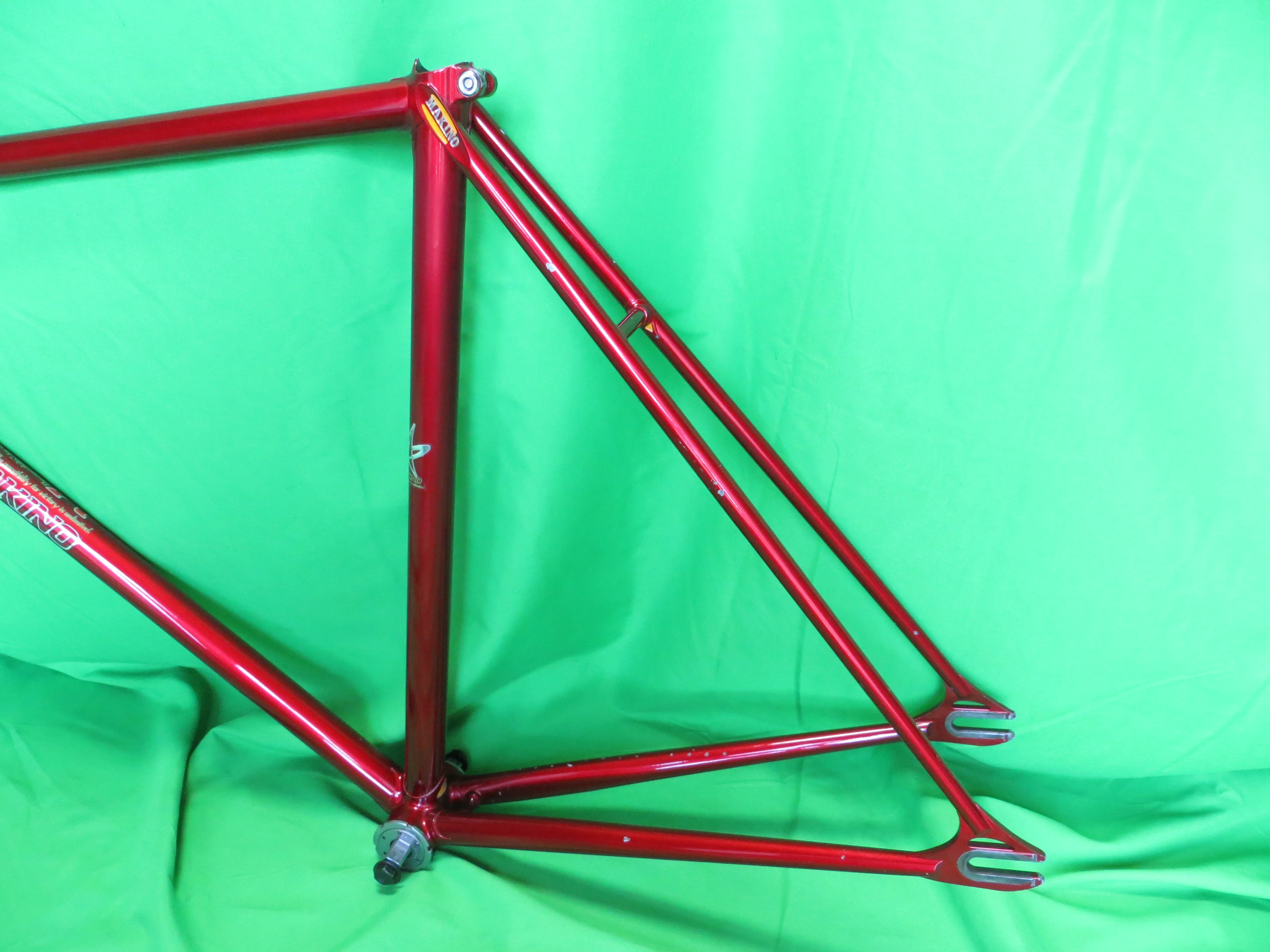 Makino // Deep Red Metallic // 50.5cm - Image 8