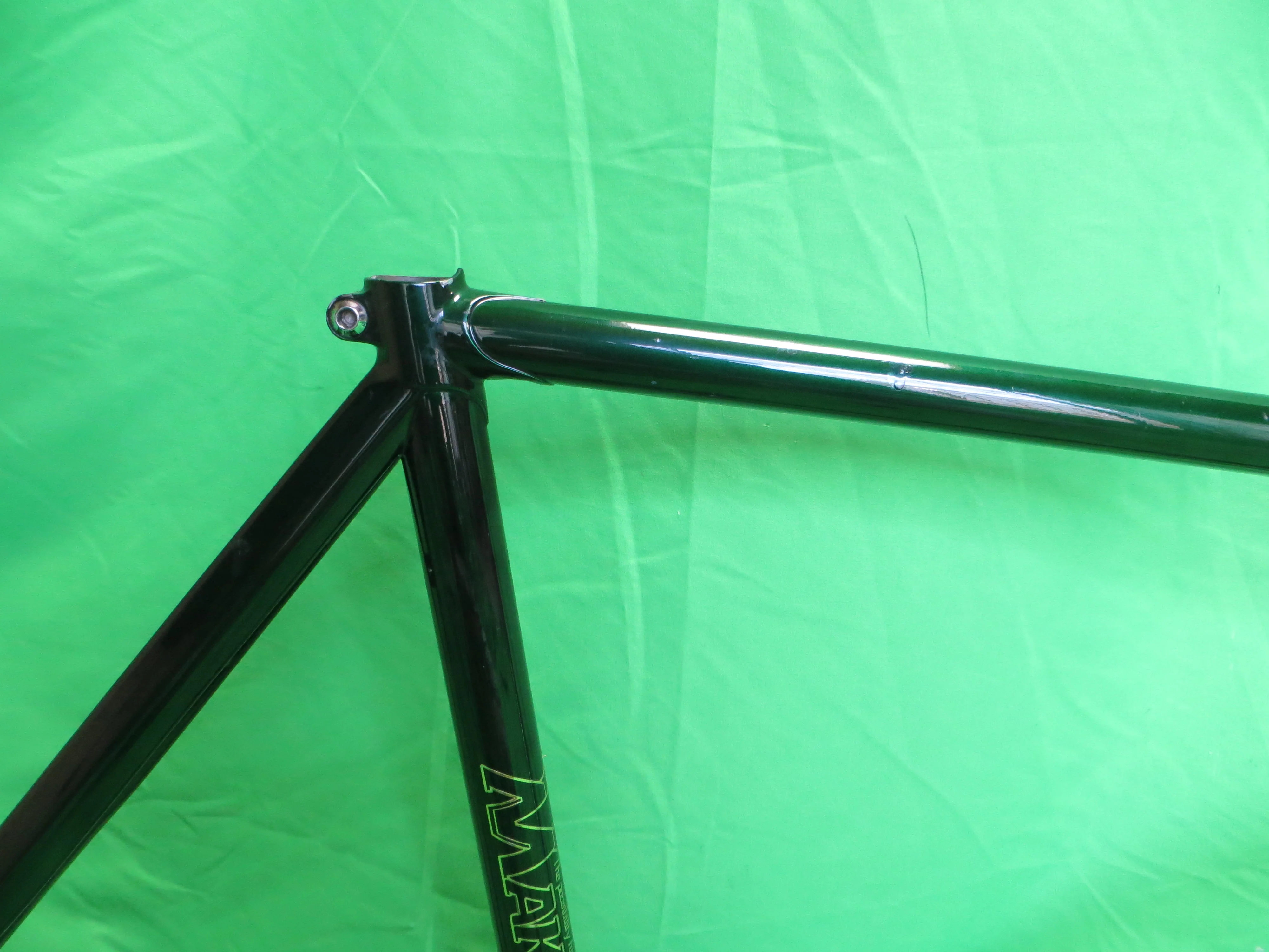 MAKINO  // Green Metallic  Clear Black Fade // 51.5cm - Image 12
