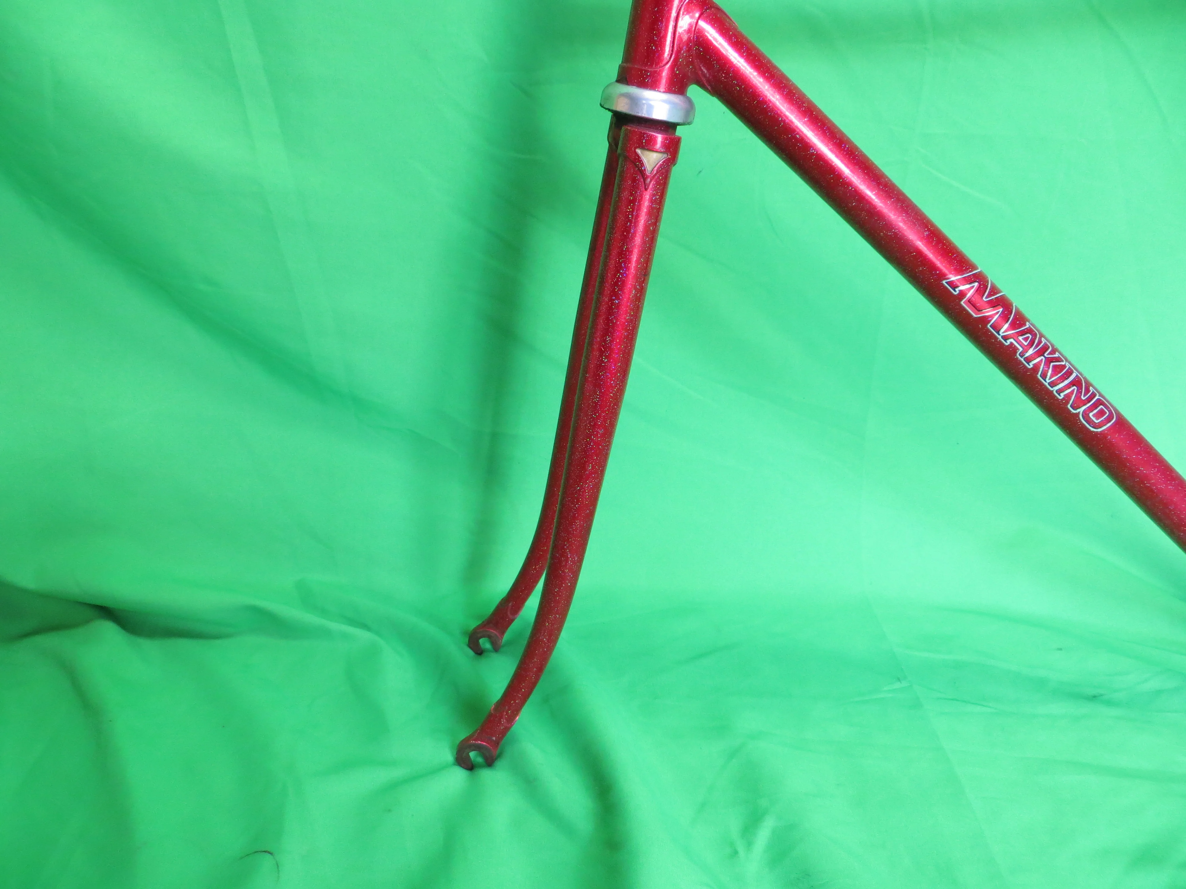 Makino Kaisei 8630R/4130R  // Red Metallic with Rainbow Flake // 53.5cm - Image 3
