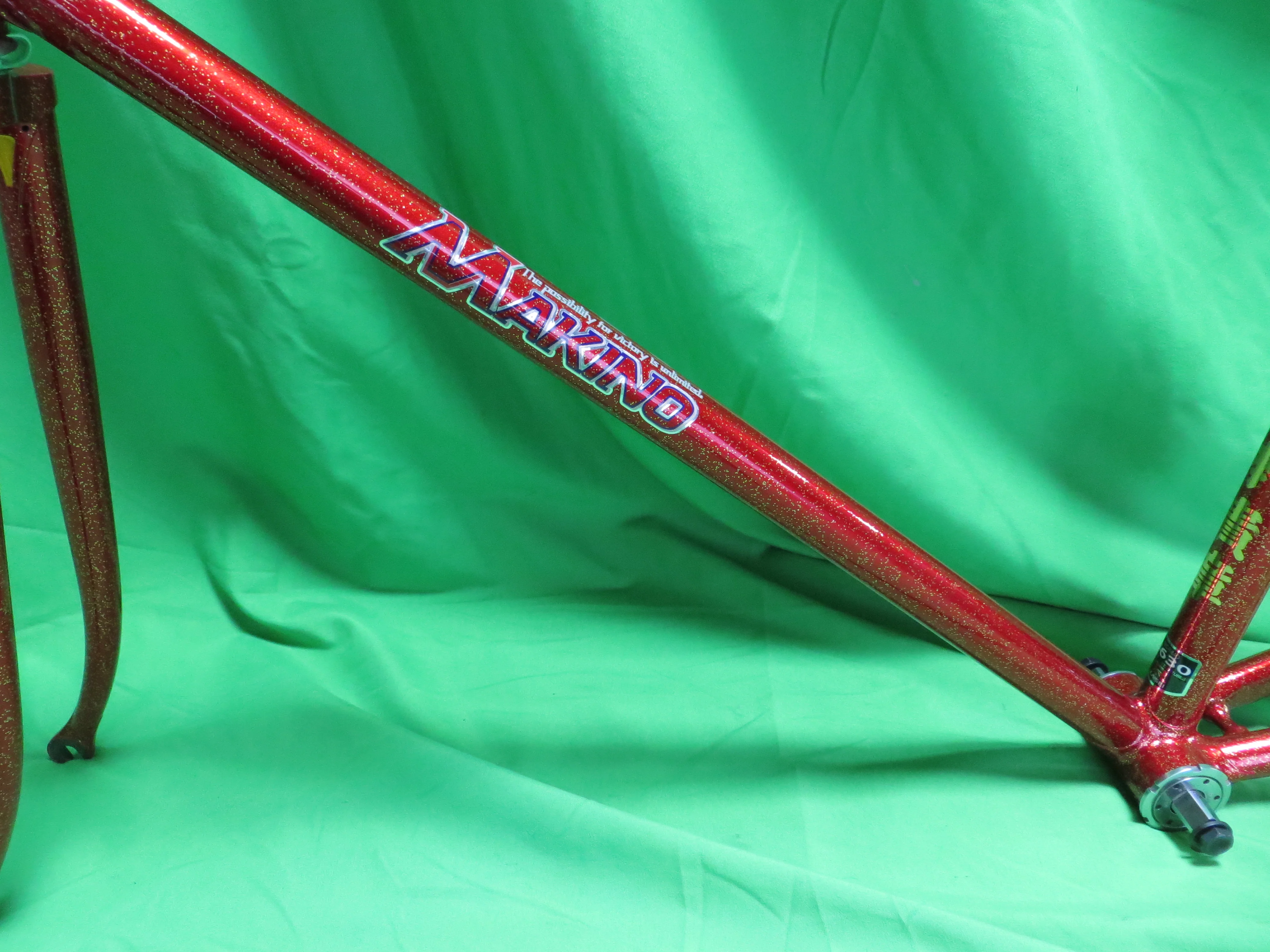 Makino Kaisei 8630R // Red Metallic with Gold Flake // 55cm - Image 6