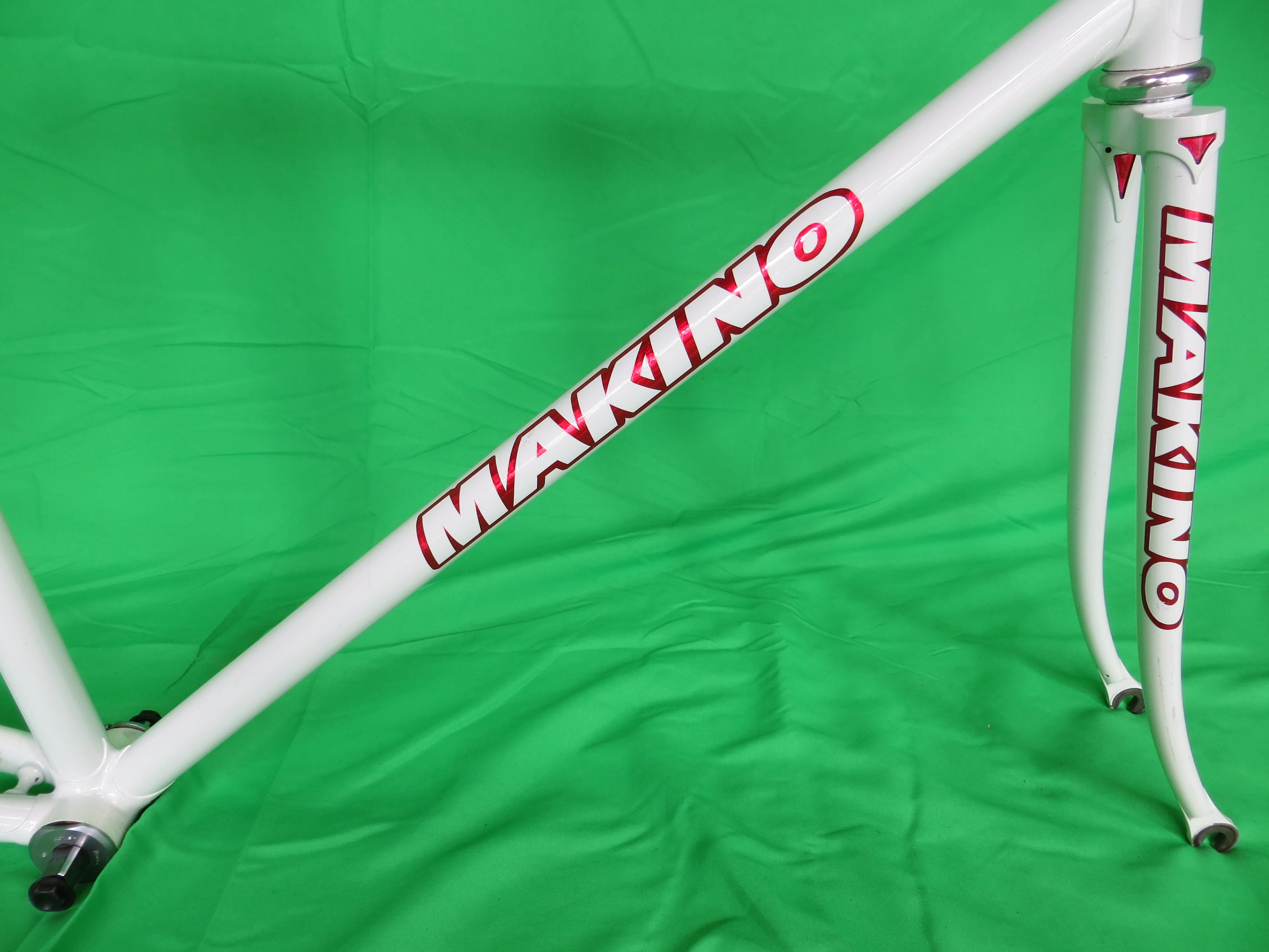 MAKINO  // White  // 50.5cm - Image 13