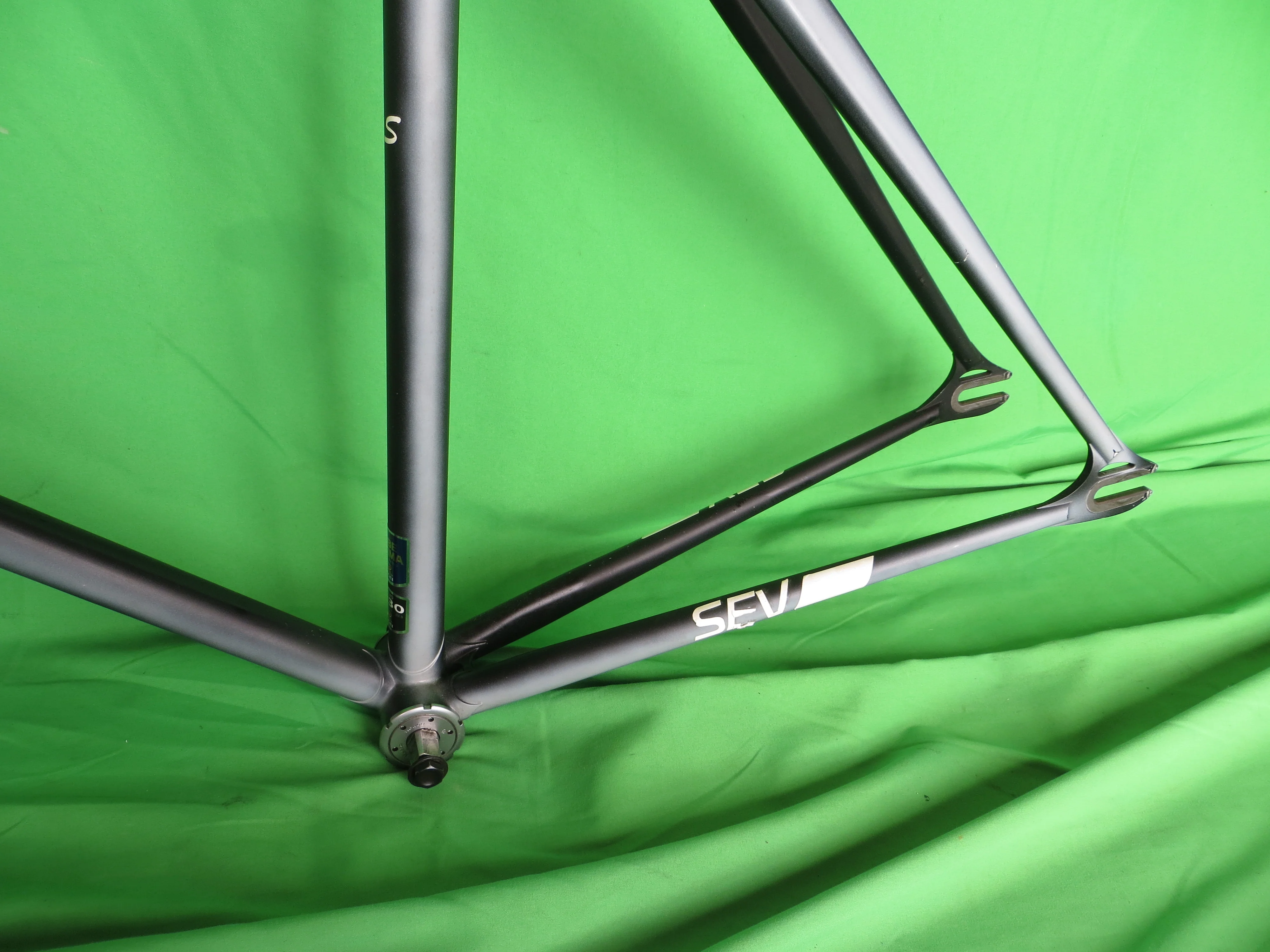 Makino Kaisei Ultima R // Matte Black with White Fade // 51.5cm - Image 7