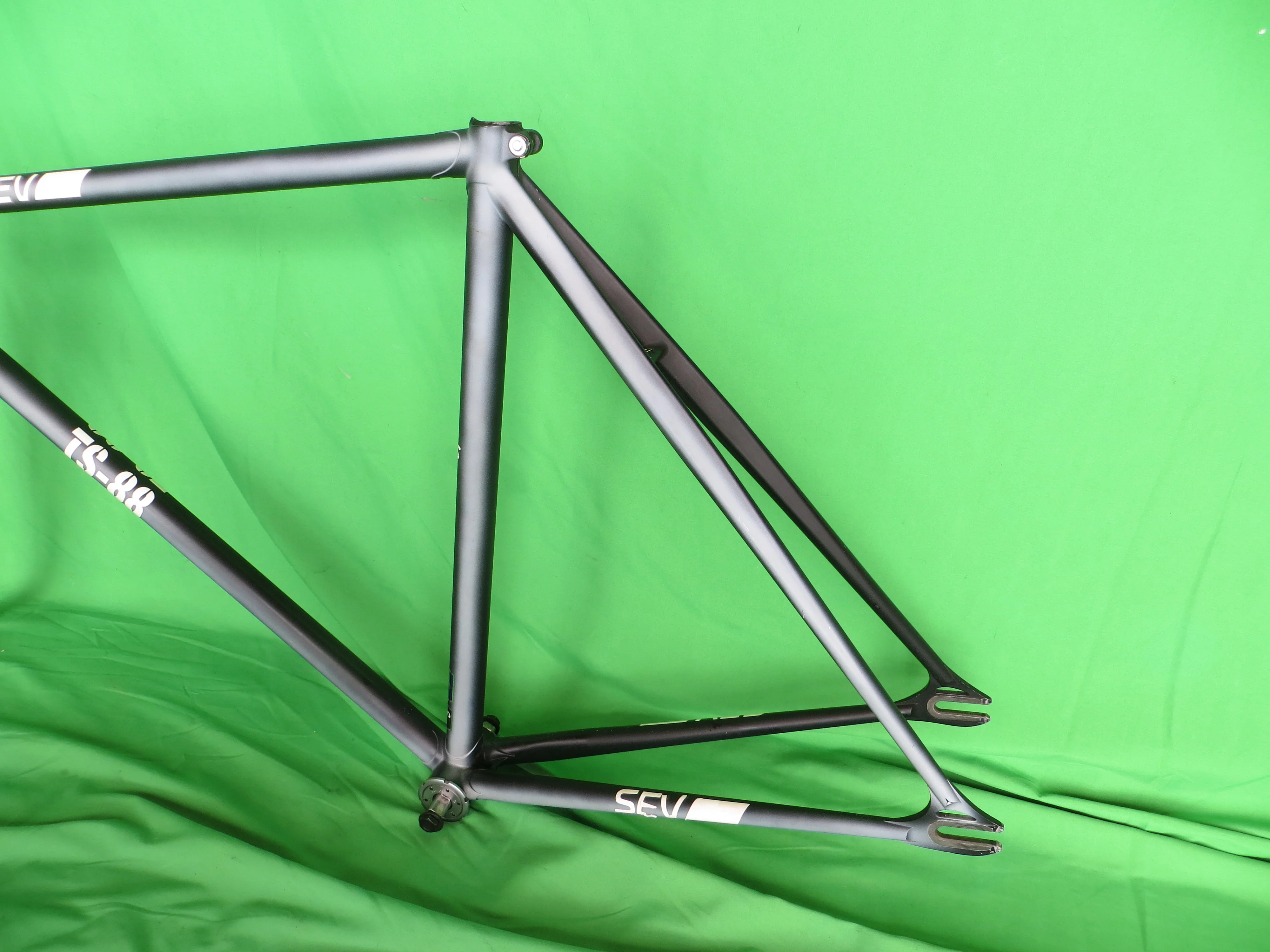 Makino Kaisei Ultima R // Matte Black with White Fade // 51.5cm - Image 8
