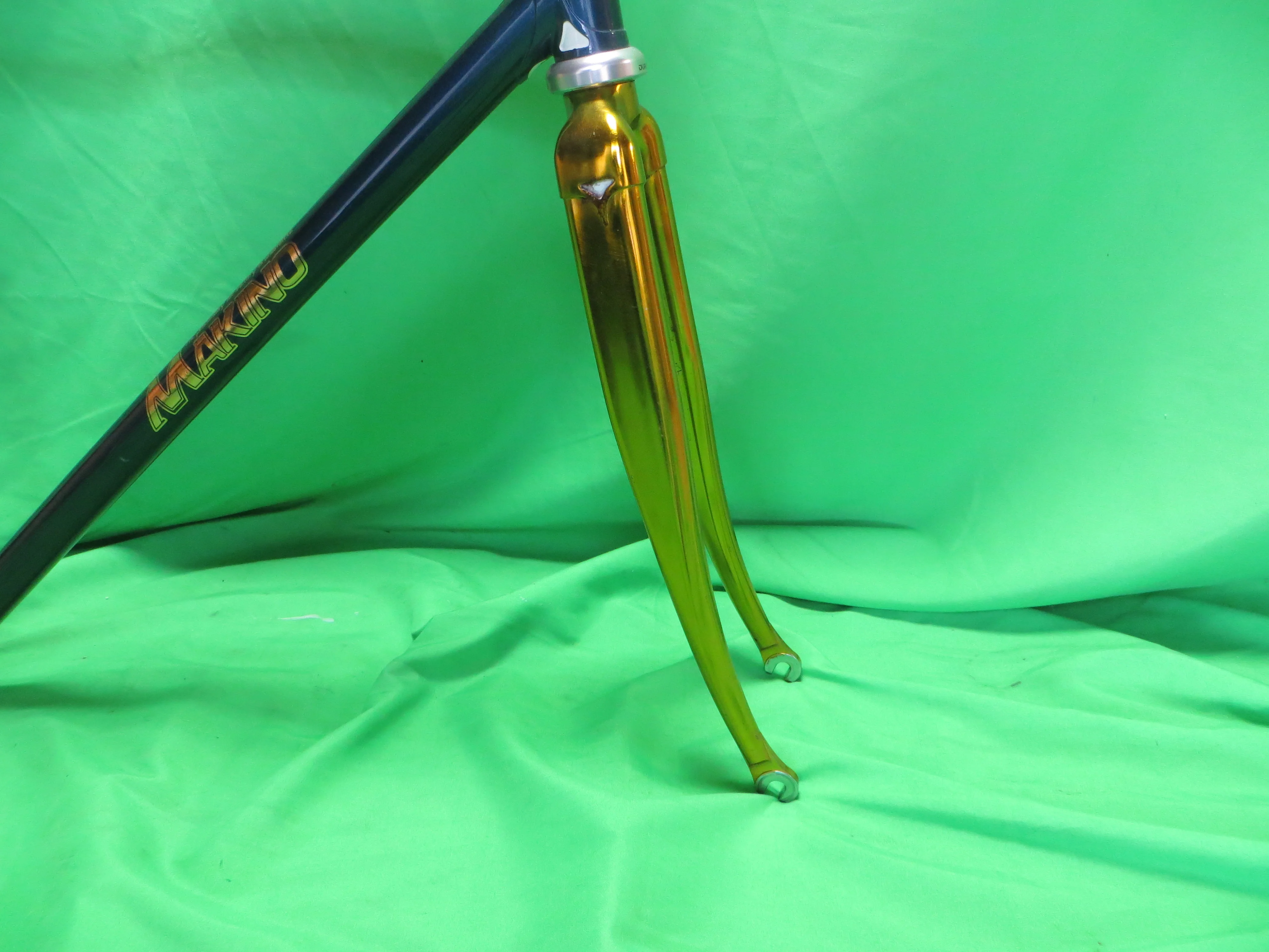 Makino Columbus Max Fork // Navy Metallic / Gold Plated Frok // 51cm - Image 10