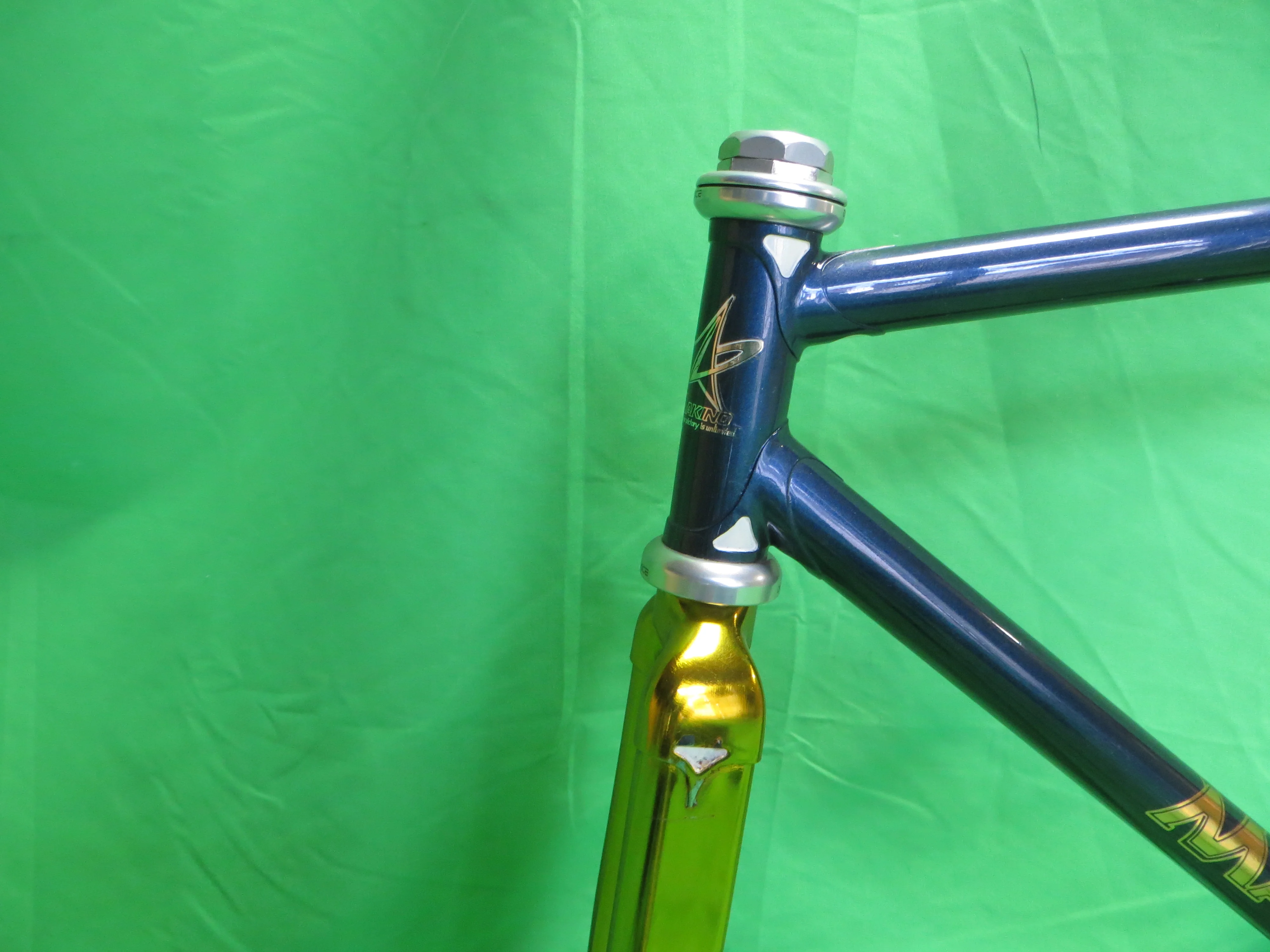 Makino Columbus Max Fork // Navy Metallic / Gold Plated Frok // 51cm - Image 2