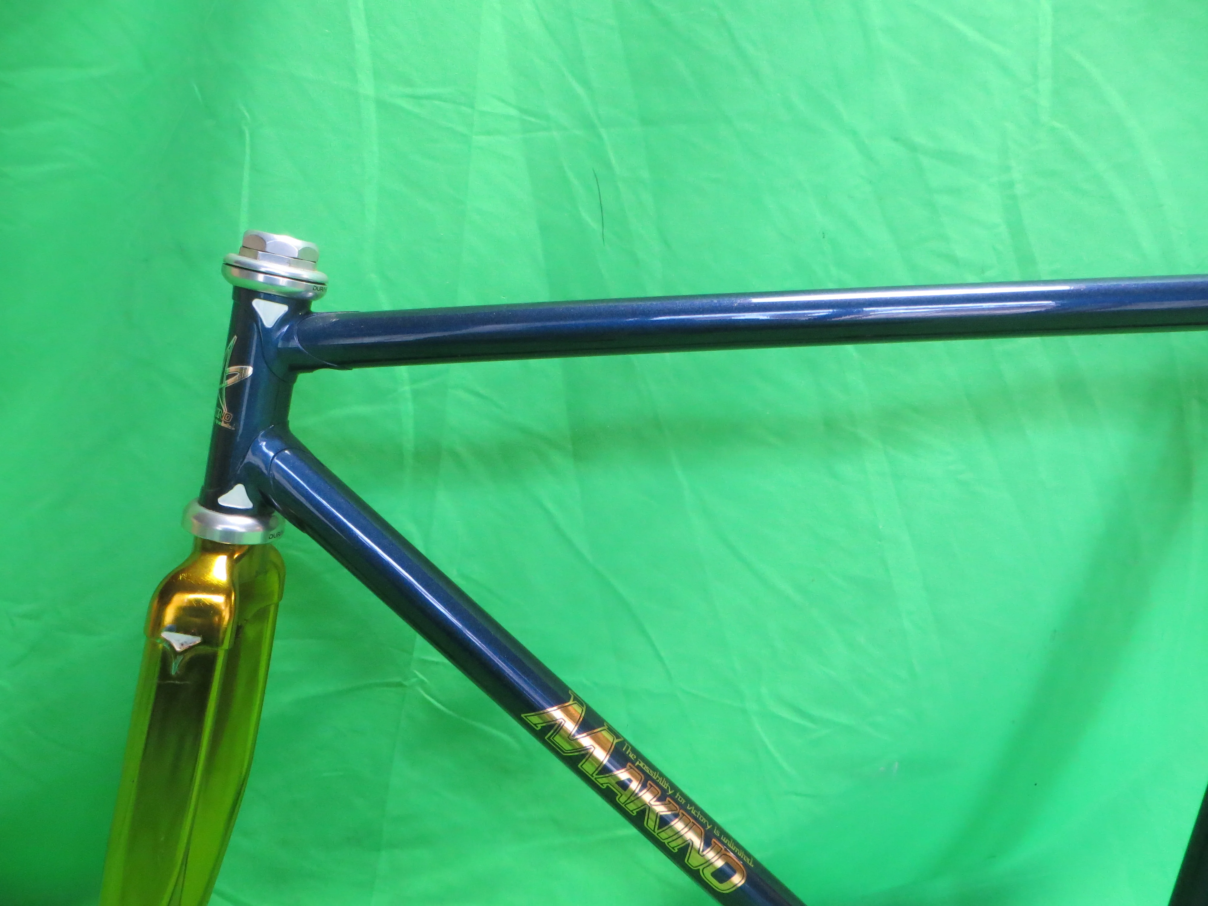 Makino Columbus Max Fork // Navy Metallic / Gold Plated Frok // 51cm - Image 4
