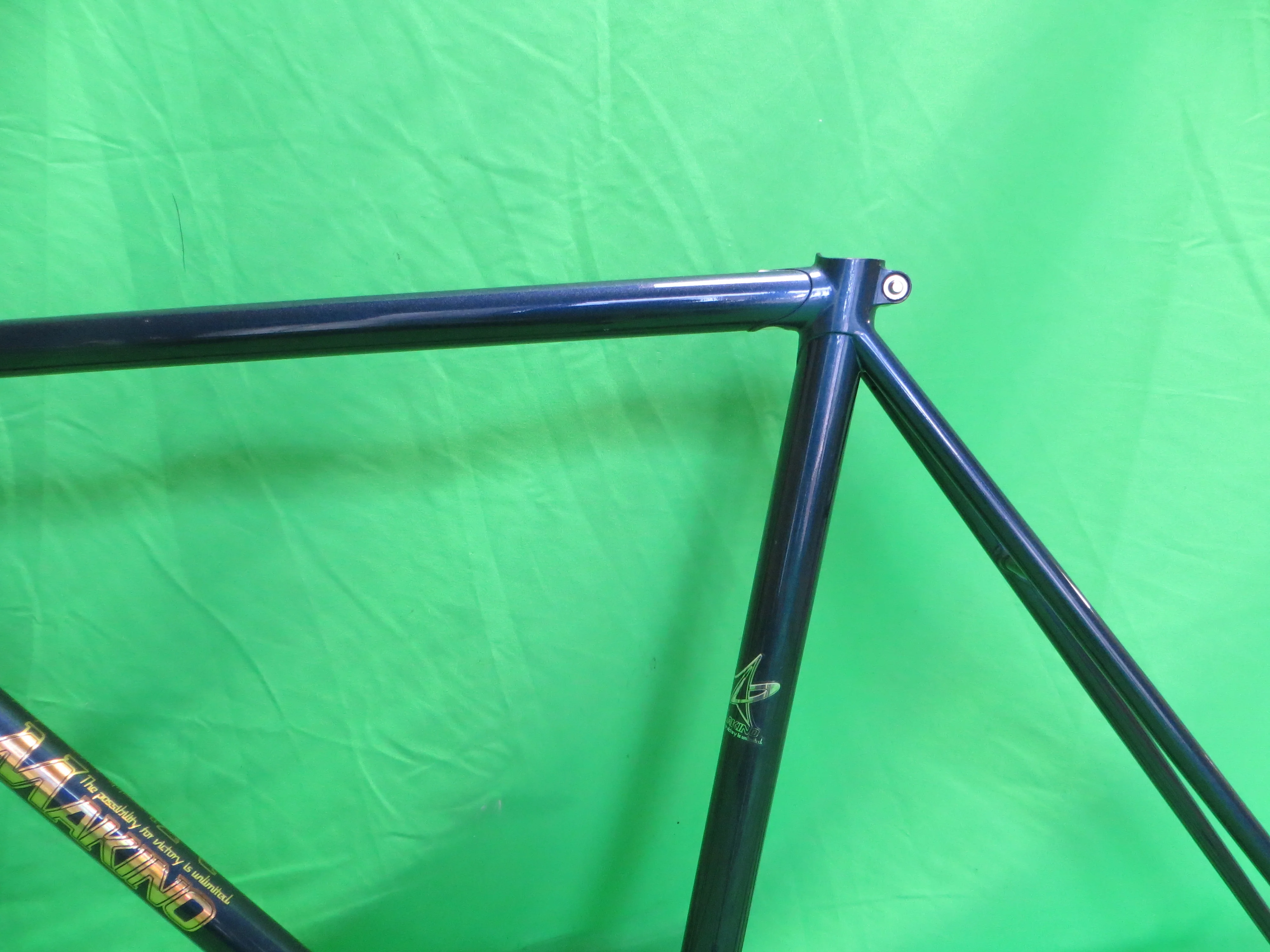 Makino Columbus Max Fork // Navy Metallic / Gold Plated Frok // 51cm - Image 5
