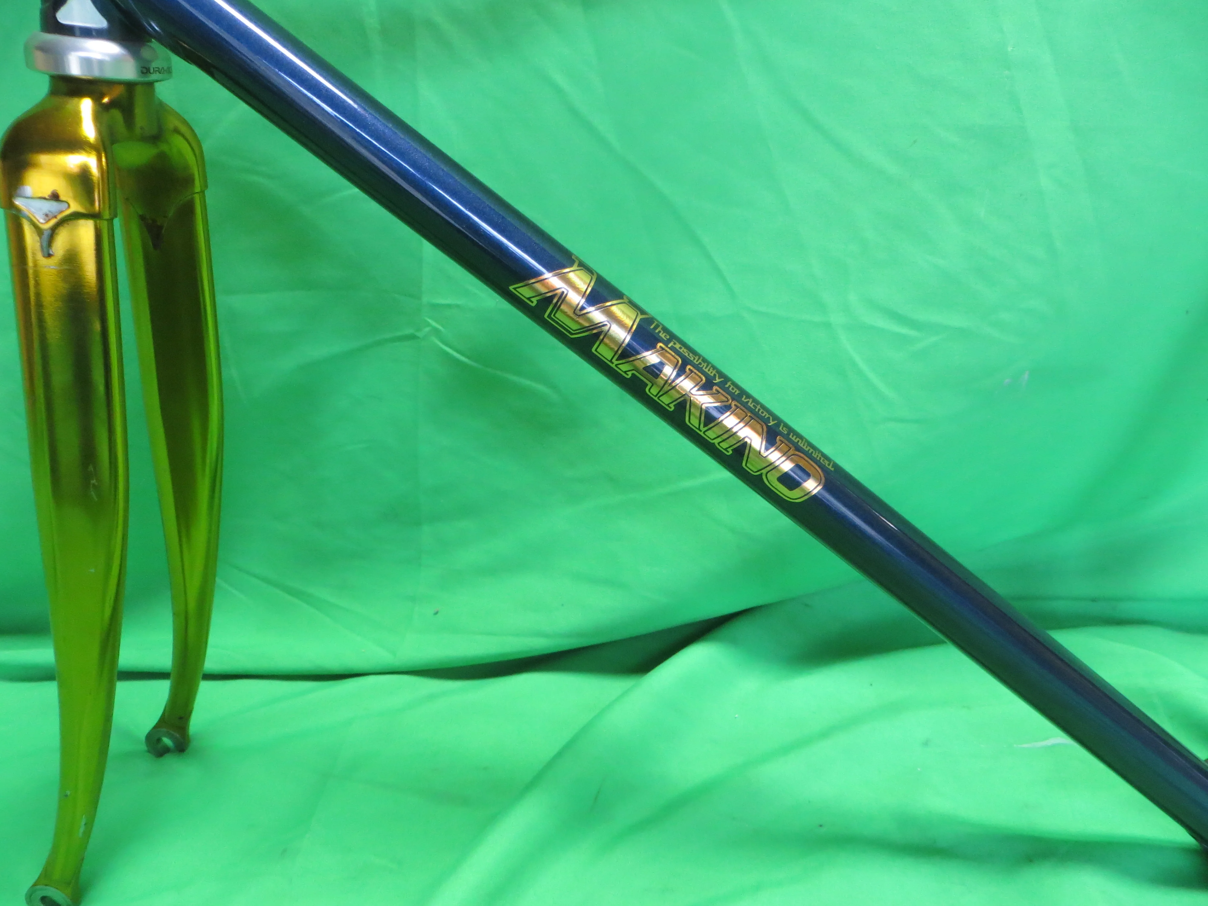 Makino Columbus Max Fork // Navy Metallic / Gold Plated Frok // 51cm - Image 6