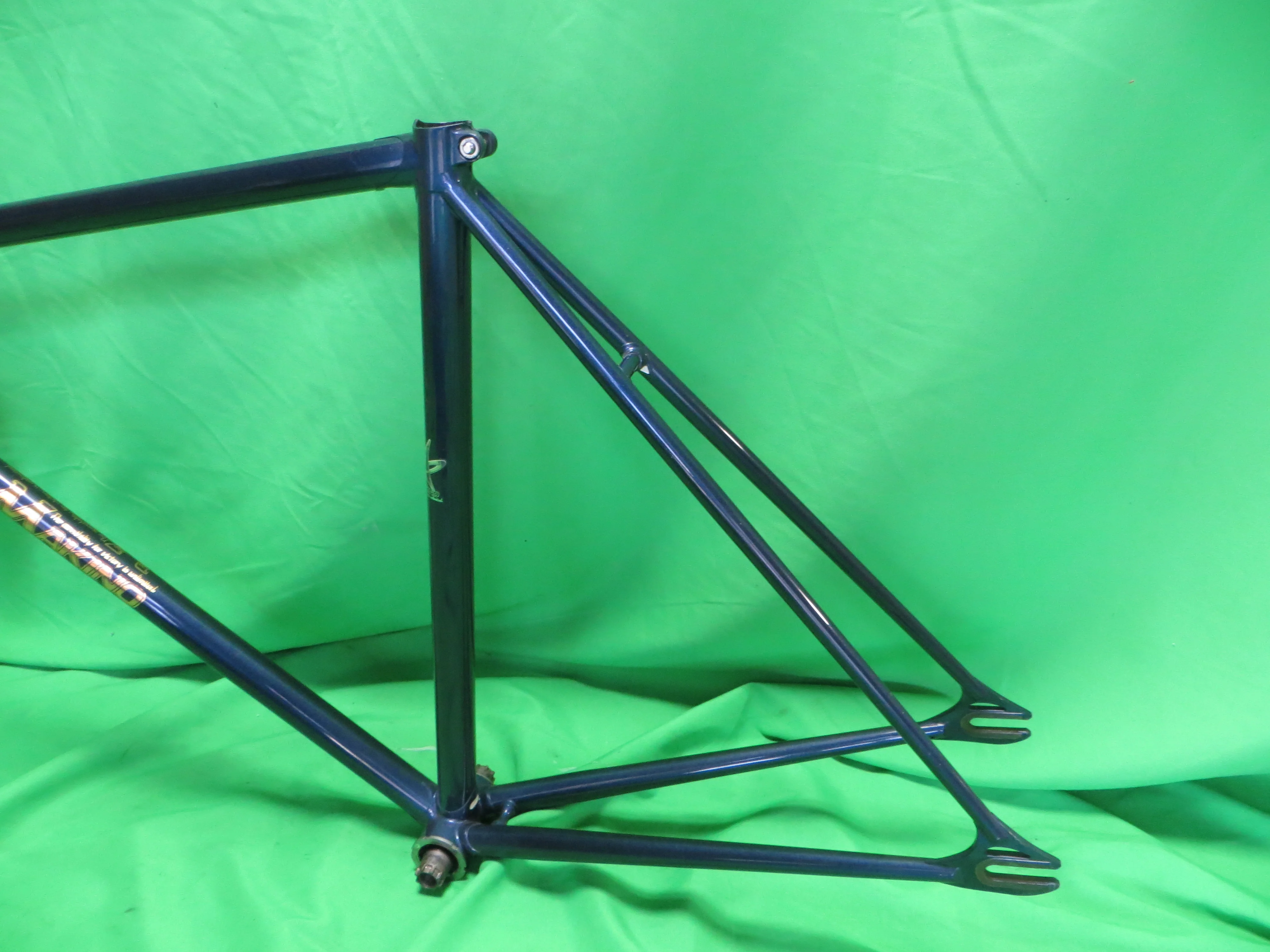 Makino Columbus Max Fork // Navy Metallic / Gold Plated Frok // 51cm - Image 8