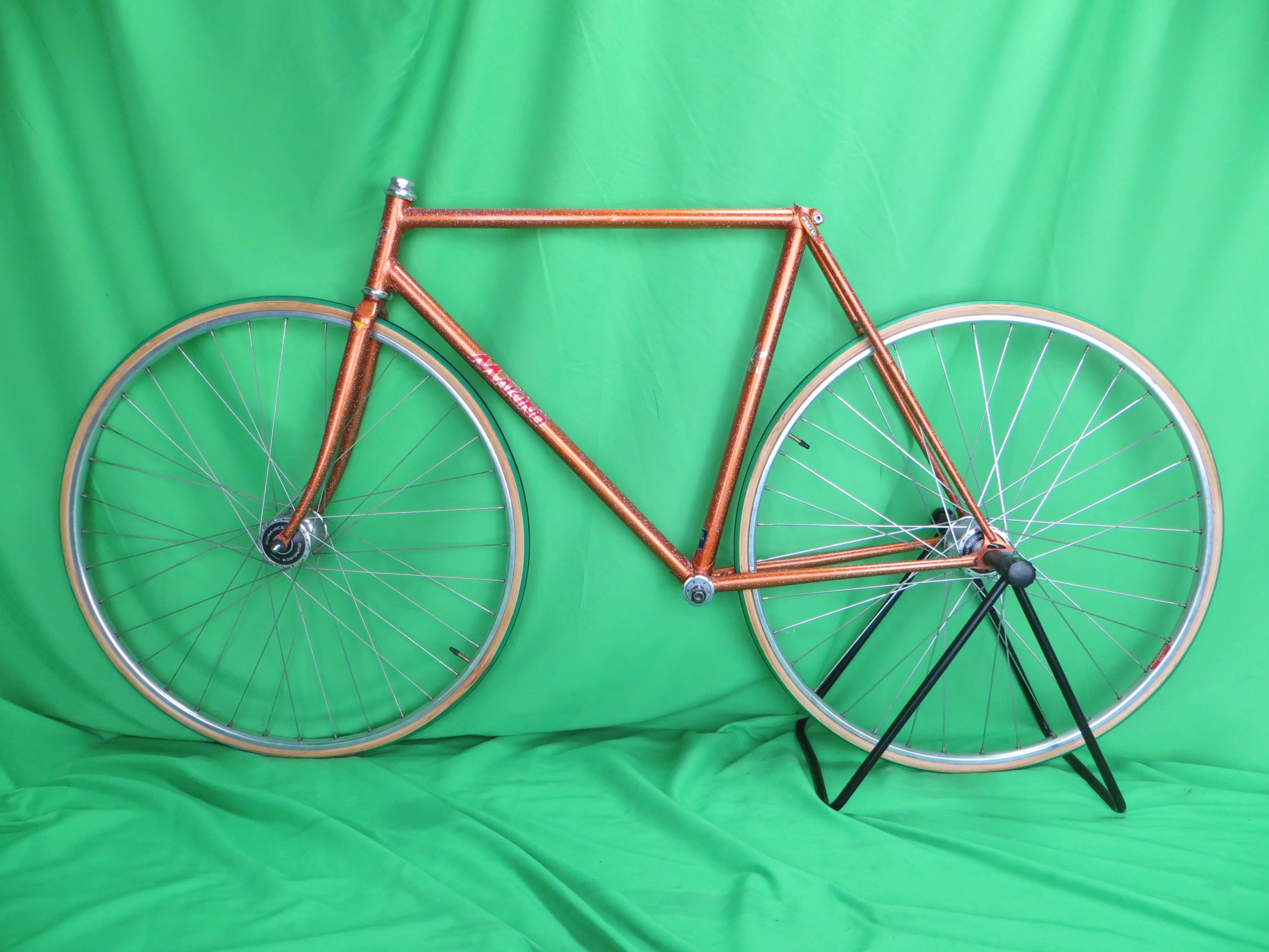 Makino // Orange Gold with Super Rainbow Flake // 53cm - Image 17