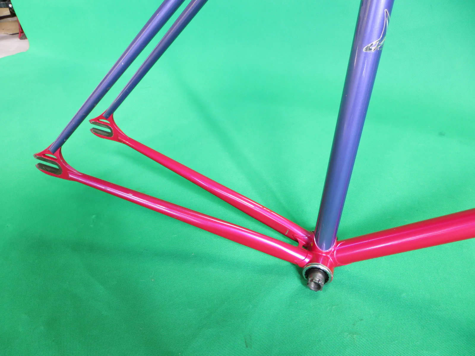 MAKINO // Pinkish-Red + Purple Two Tone 2009 // 51.5cm - Image 14