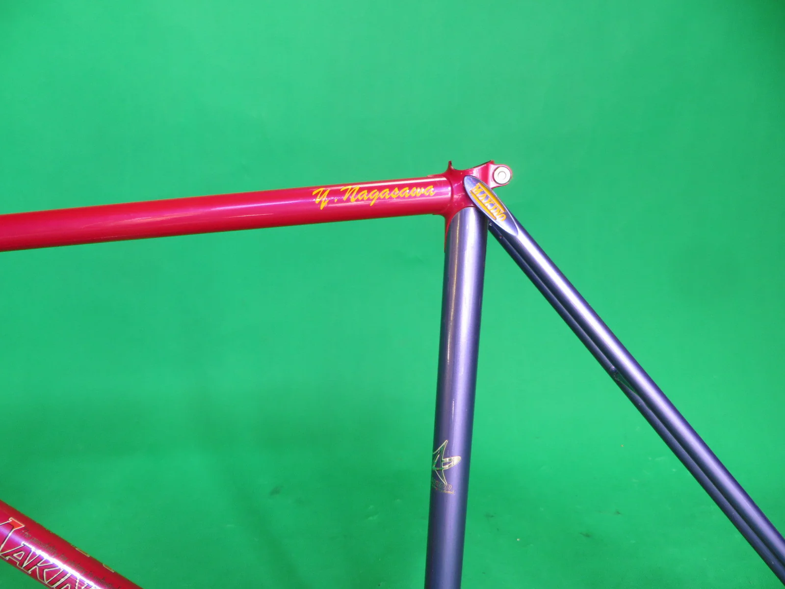 MAKINO // Pinkish-Red + Purple Two Tone 2009 // 51.5cm - Image 5