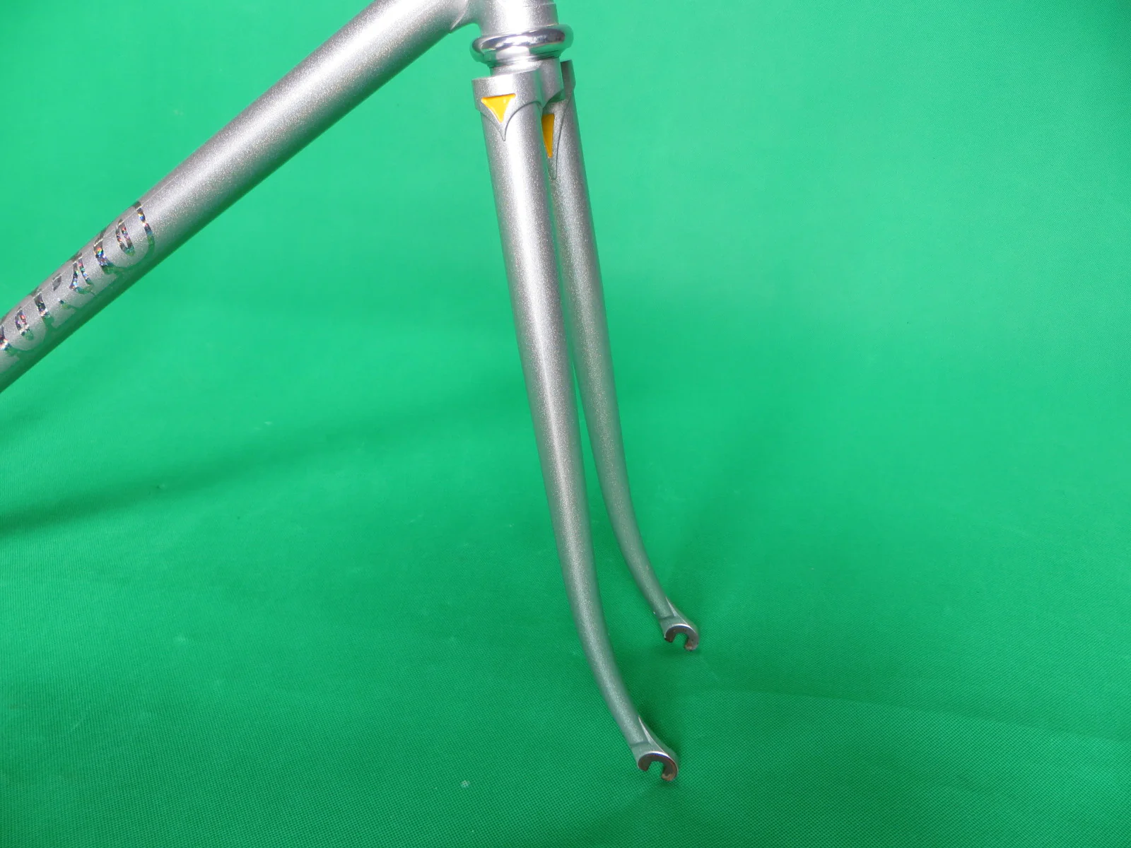 Makino // Platinum Silver // 50cm - Image 10