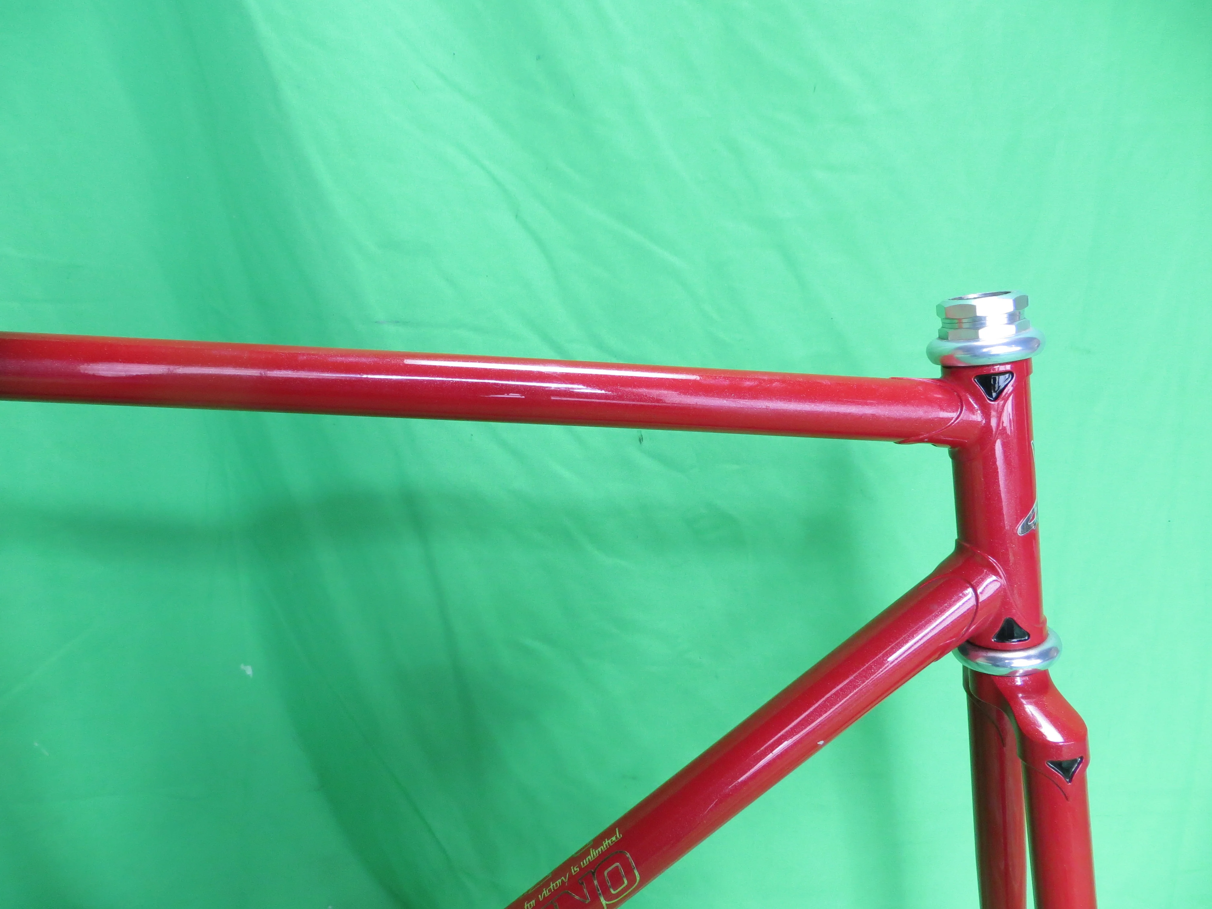 Makino // Red / Black Fade // 50.5cm - Image 11