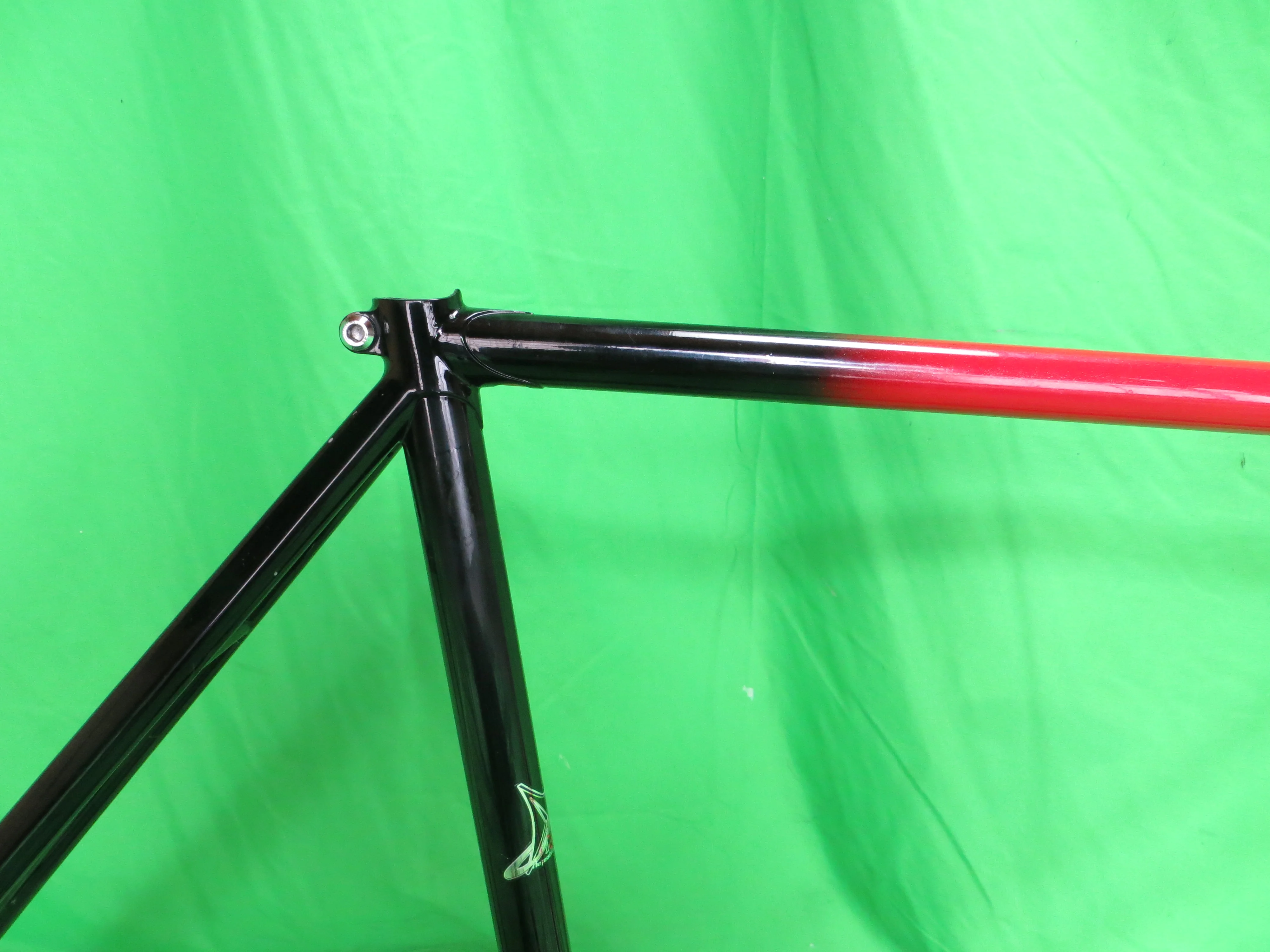Makino // Red / Black Fade // 50.5cm - Image 12