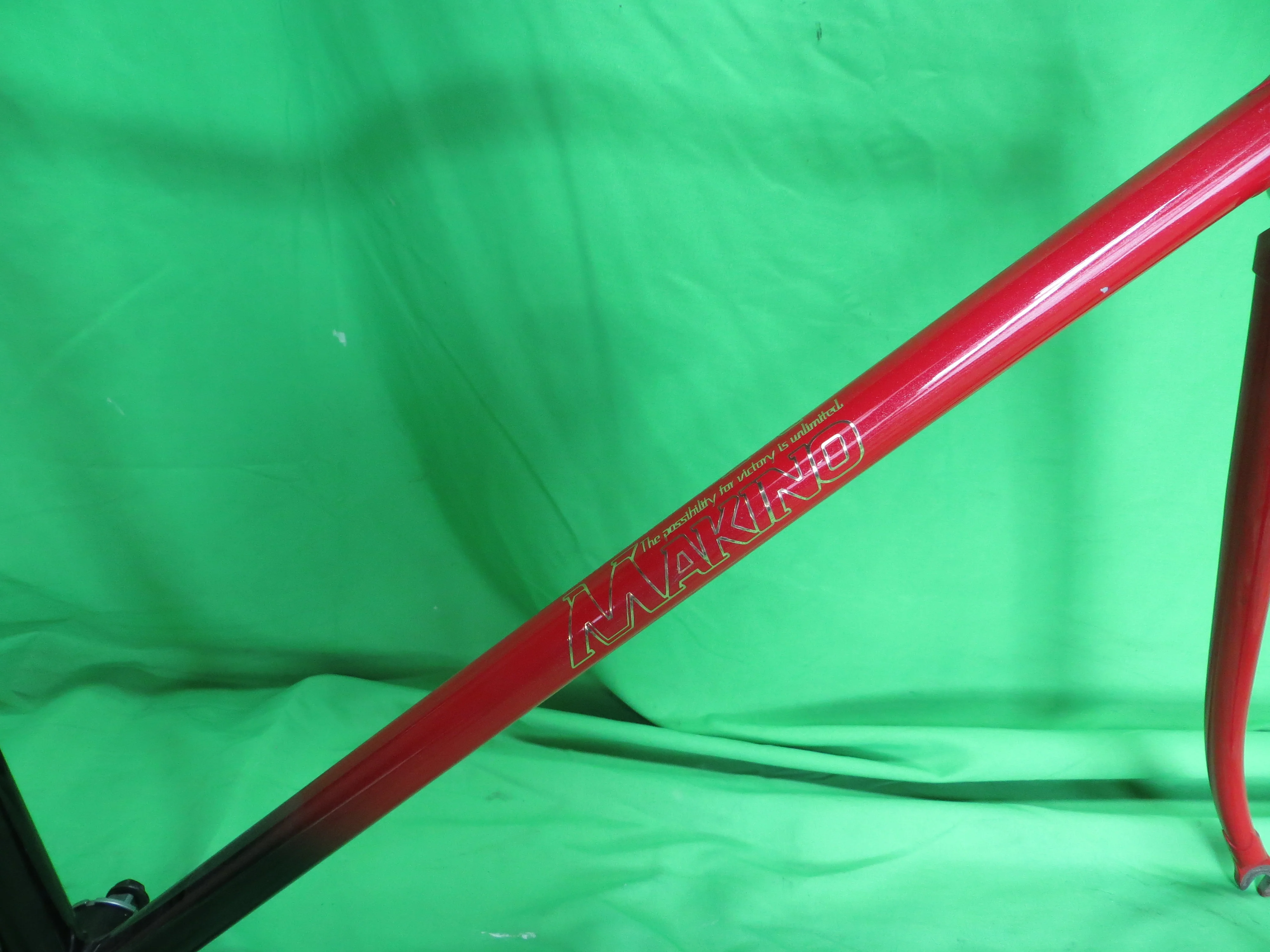 Makino // Red / Black Fade // 50.5cm - Image 13